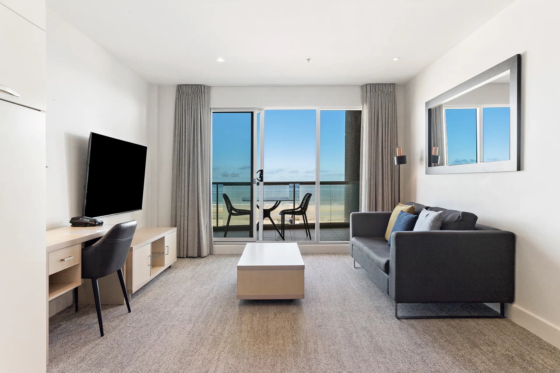 115/16 Holdfast Promenade, Glenelg - Thumbnail 2