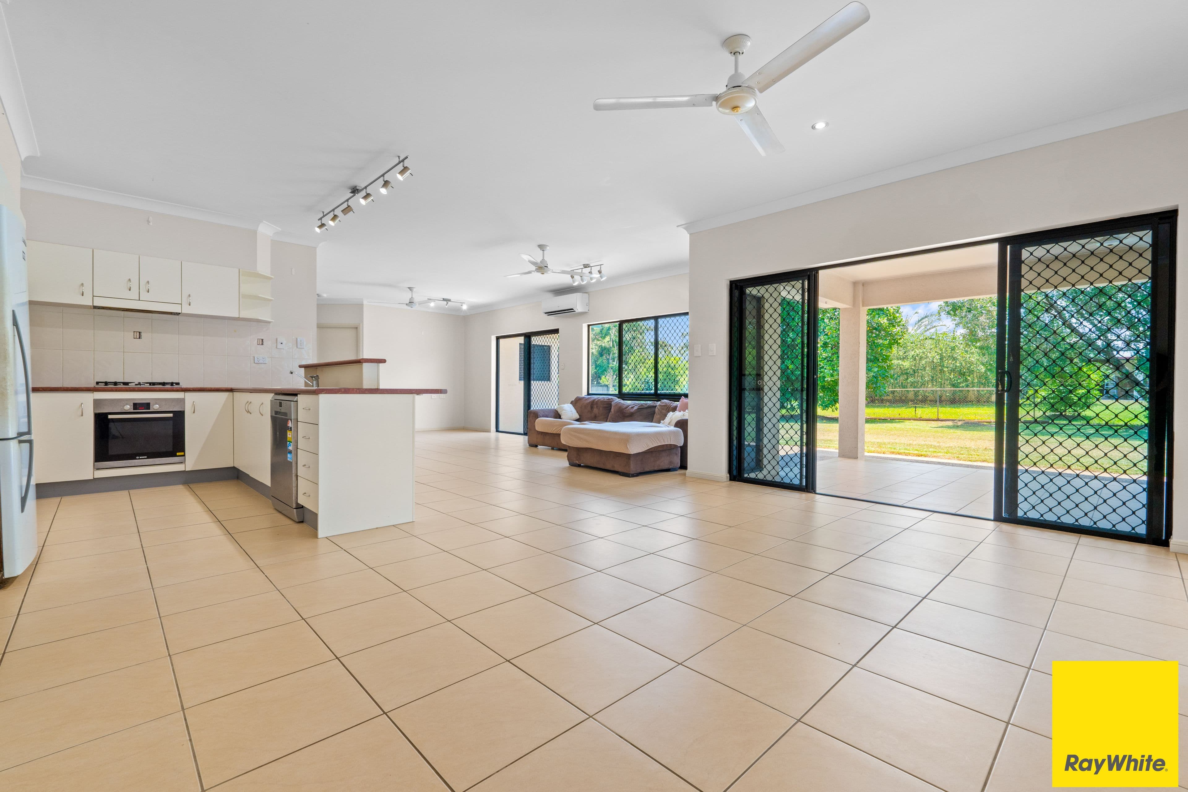17-19 Mercurio Street, White Rock QLD 4868, White Rock - Thumbnail 7