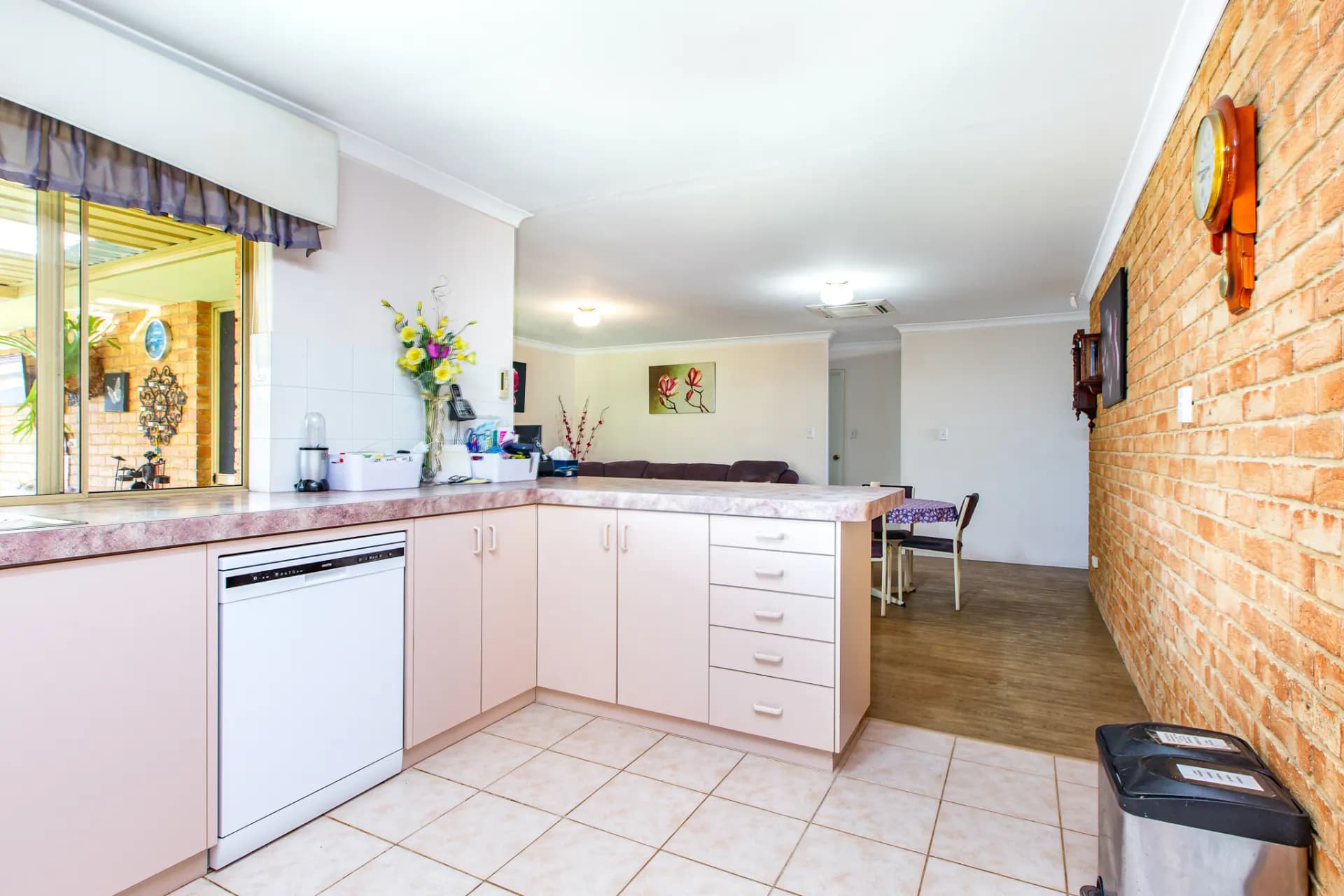 13 Perkins Avenue, East Bunbury., East Bunbury - Thumbnail 8