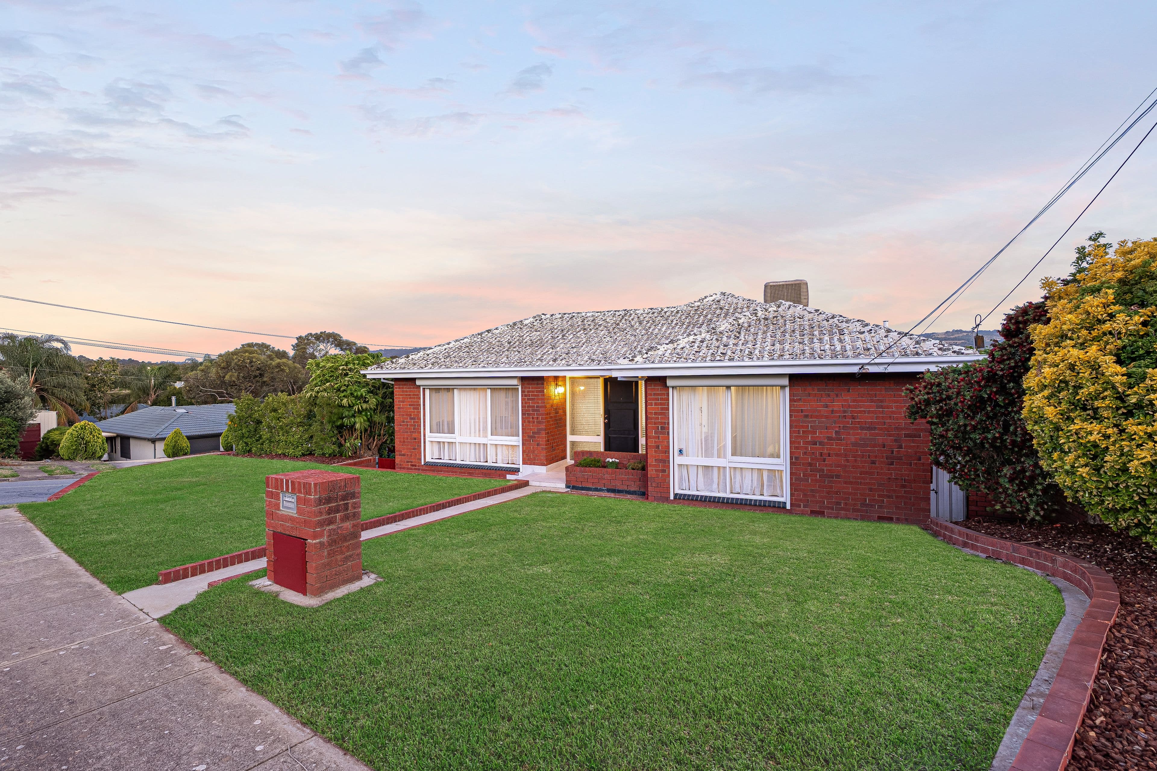 11 Kankanya Street, Modbury North SA 5092, Modbury North - Thumbnail 2