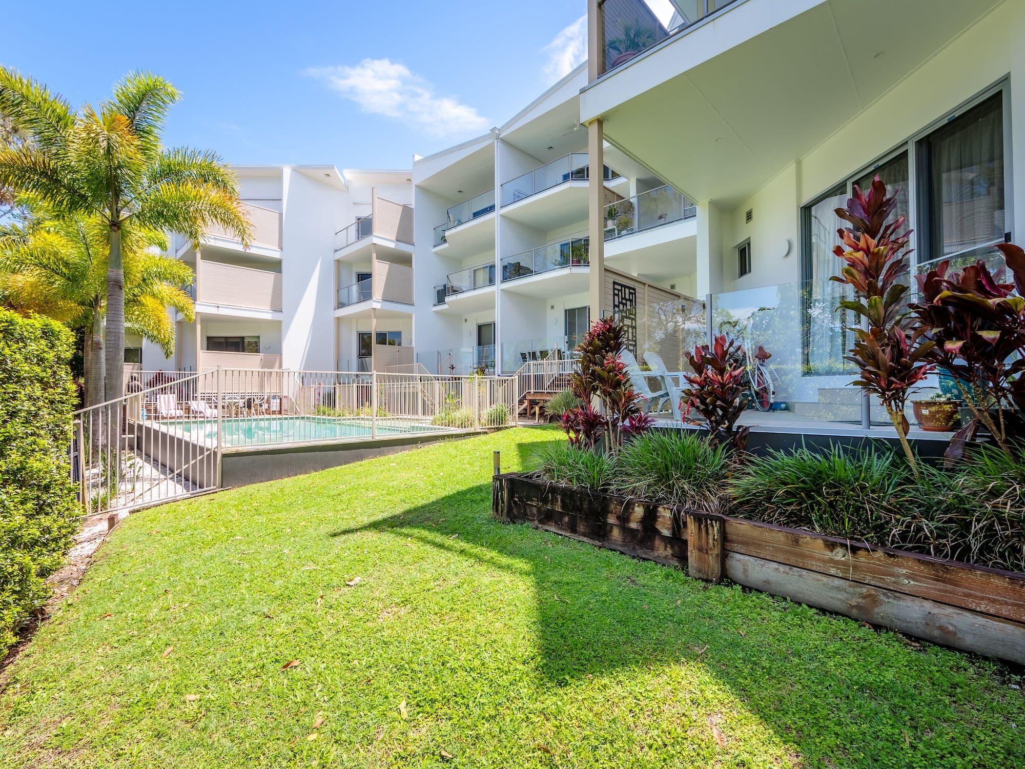 35-39 Azzurra Drive, Varsity Lakes QLD 4227, Varsity Lakes - Thumbnail 3