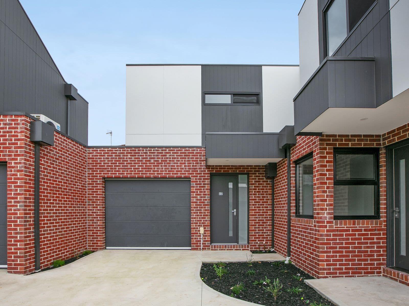 24 Elm Street, Preston - Thumbnail 2