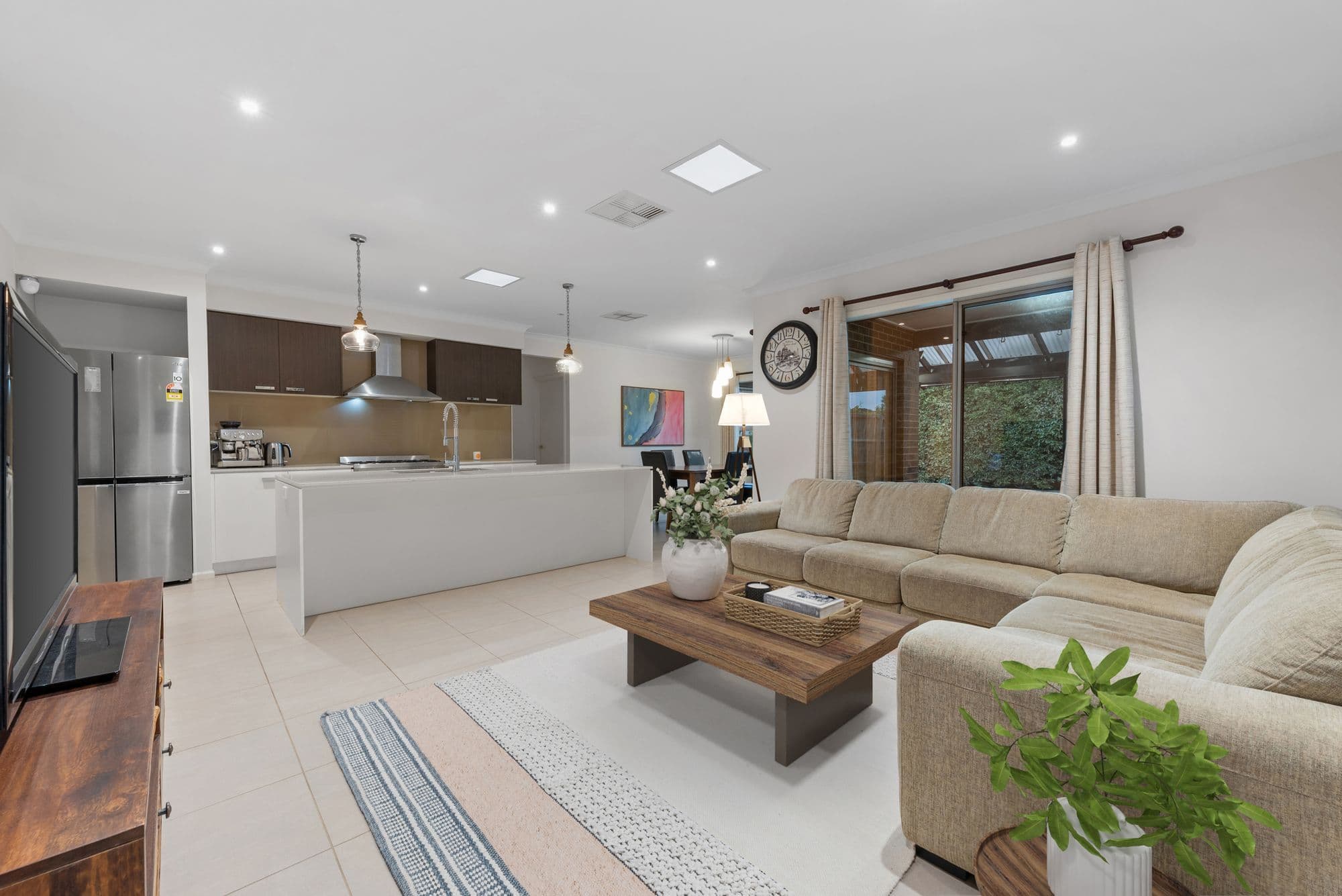 9 Nixon Drive, Berwick VIC 3806, Berwick - Thumbnail 3