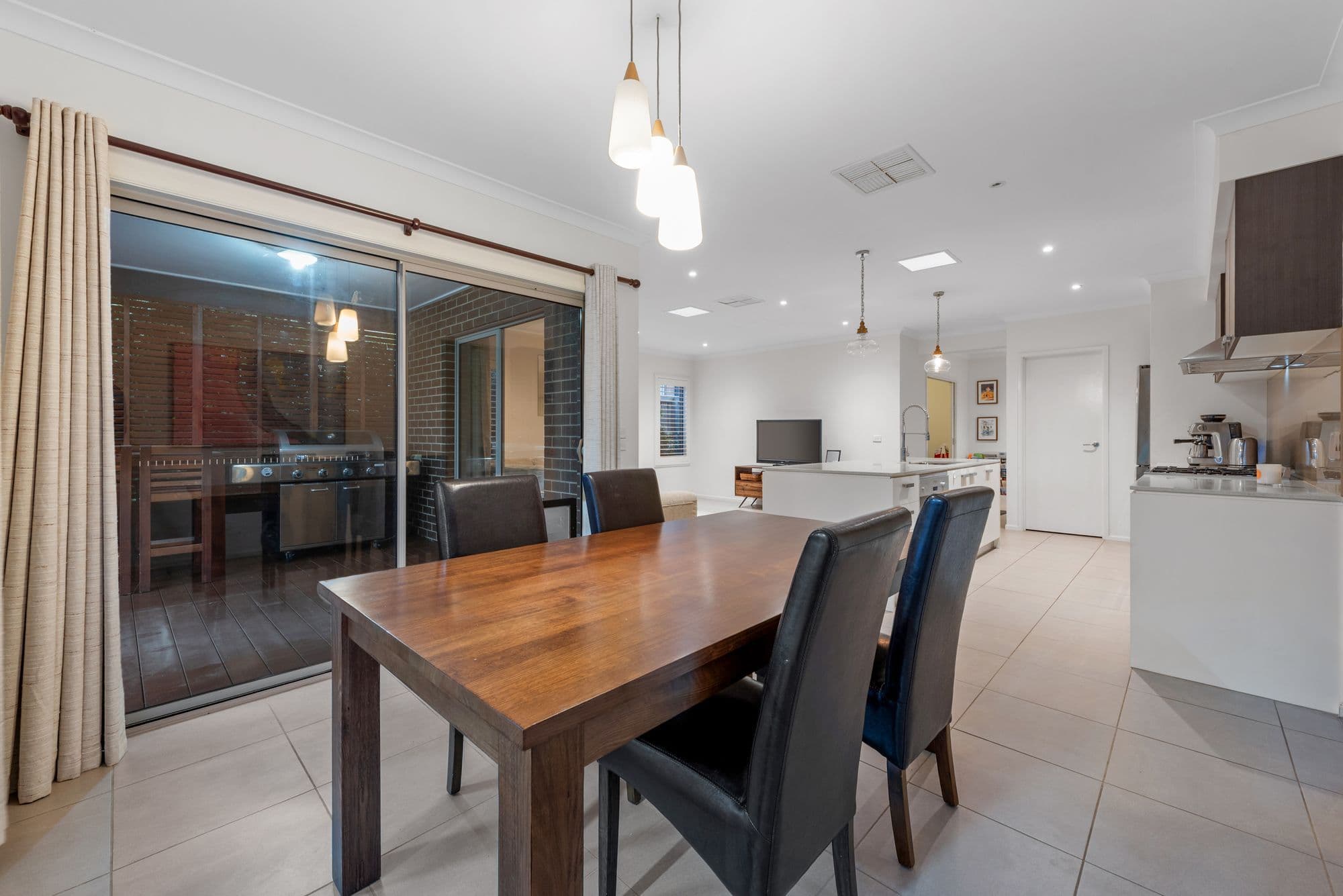 9 Nixon Drive, Berwick VIC 3806, Berwick - Thumbnail 8