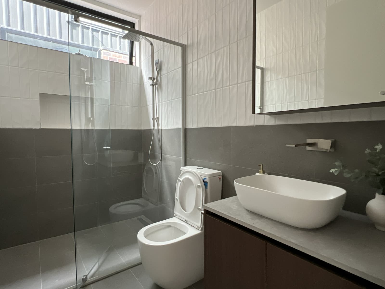 142-144 Warrigal Road,Camberwell, Camberwell - Thumbnail 2