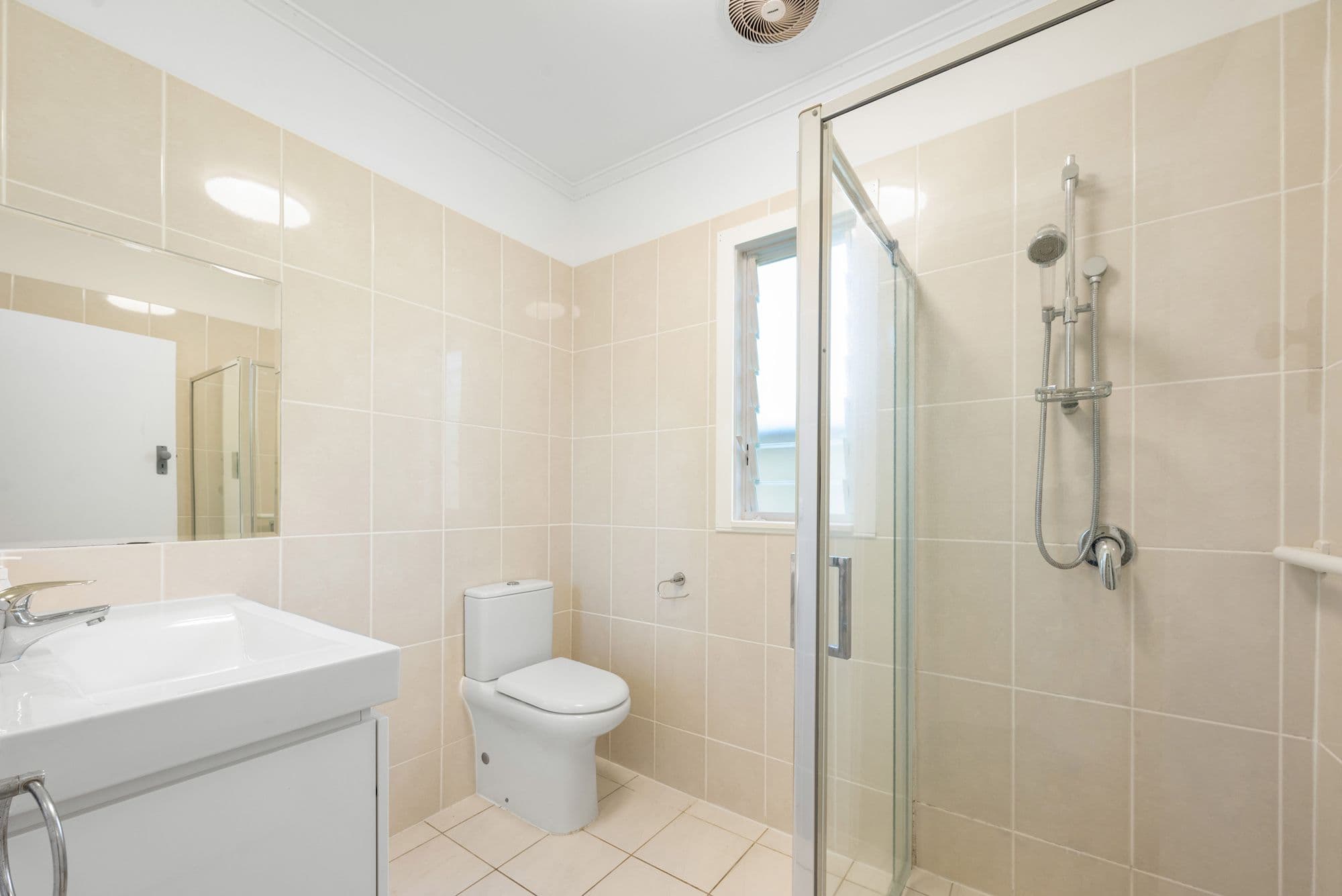 170 Whites Road, Lota QLD 4179, Lota - Thumbnail 8