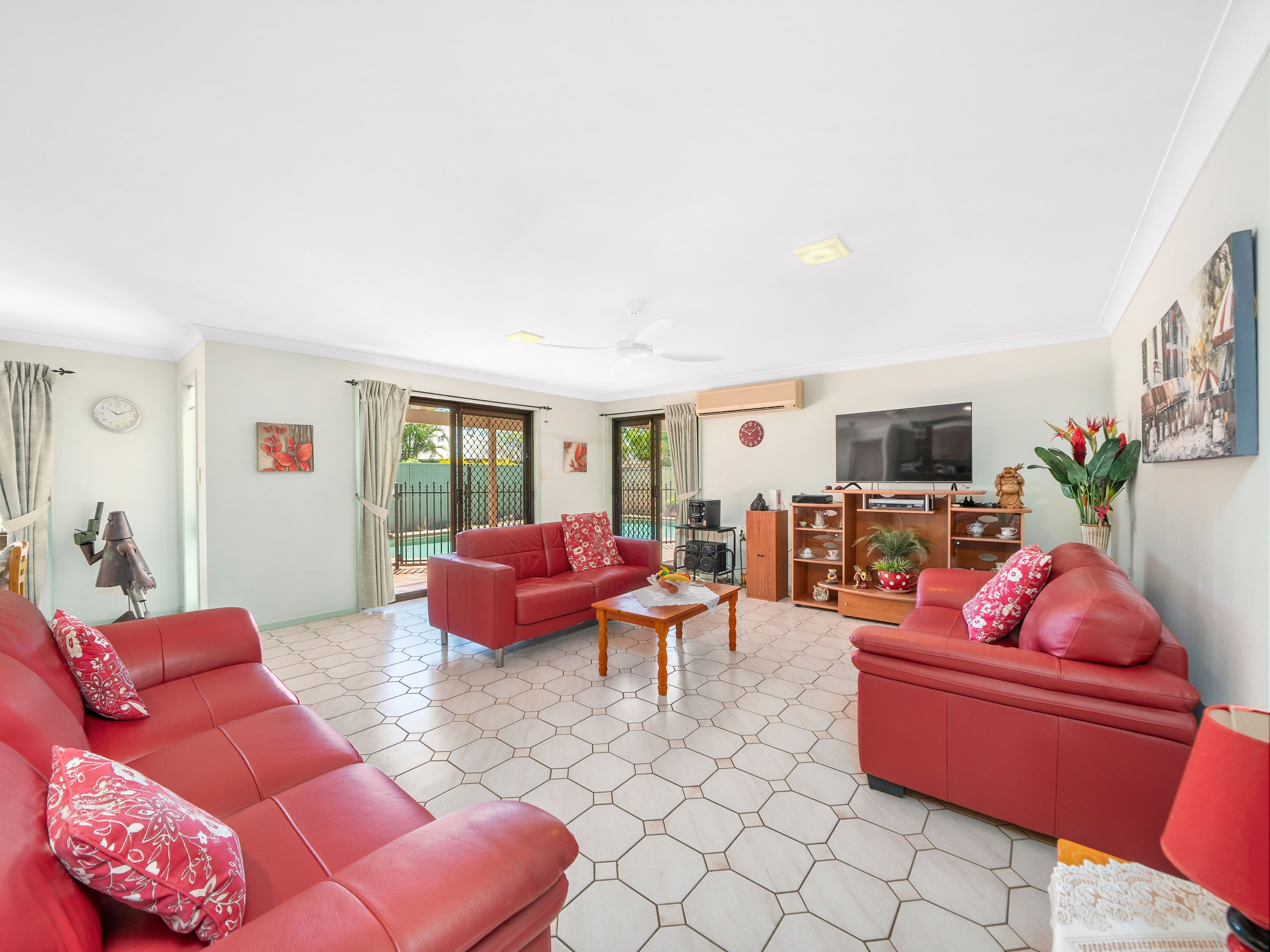 18 Featherstone Street, Kippa-Ring QLD 4021, Kippa-Ring - Thumbnail 6