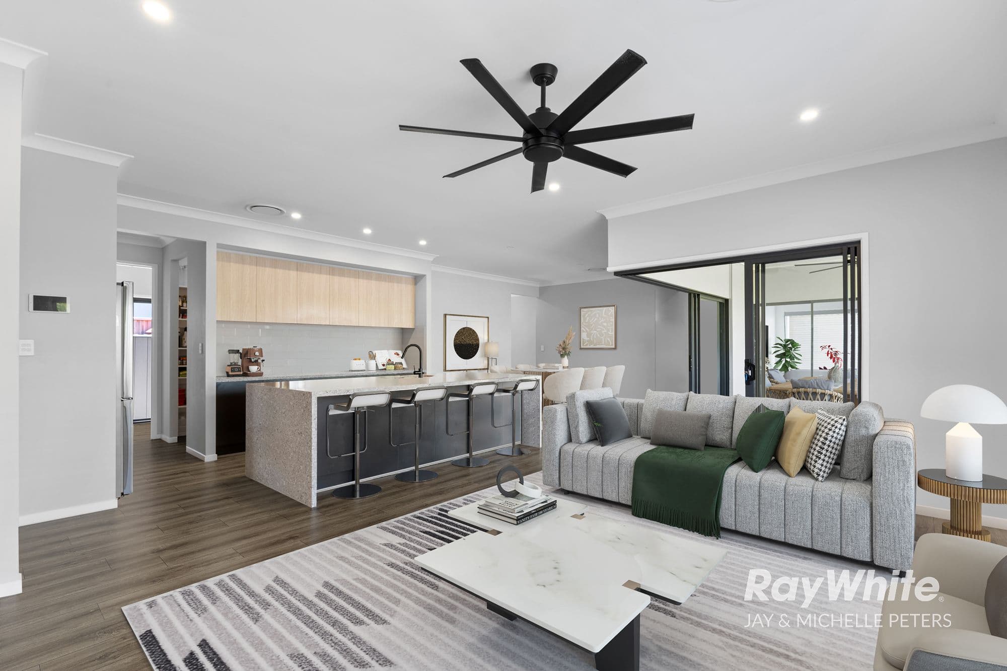 14 Aegean Avenue, Newport QLD 4020, Newport - Thumbnail 3