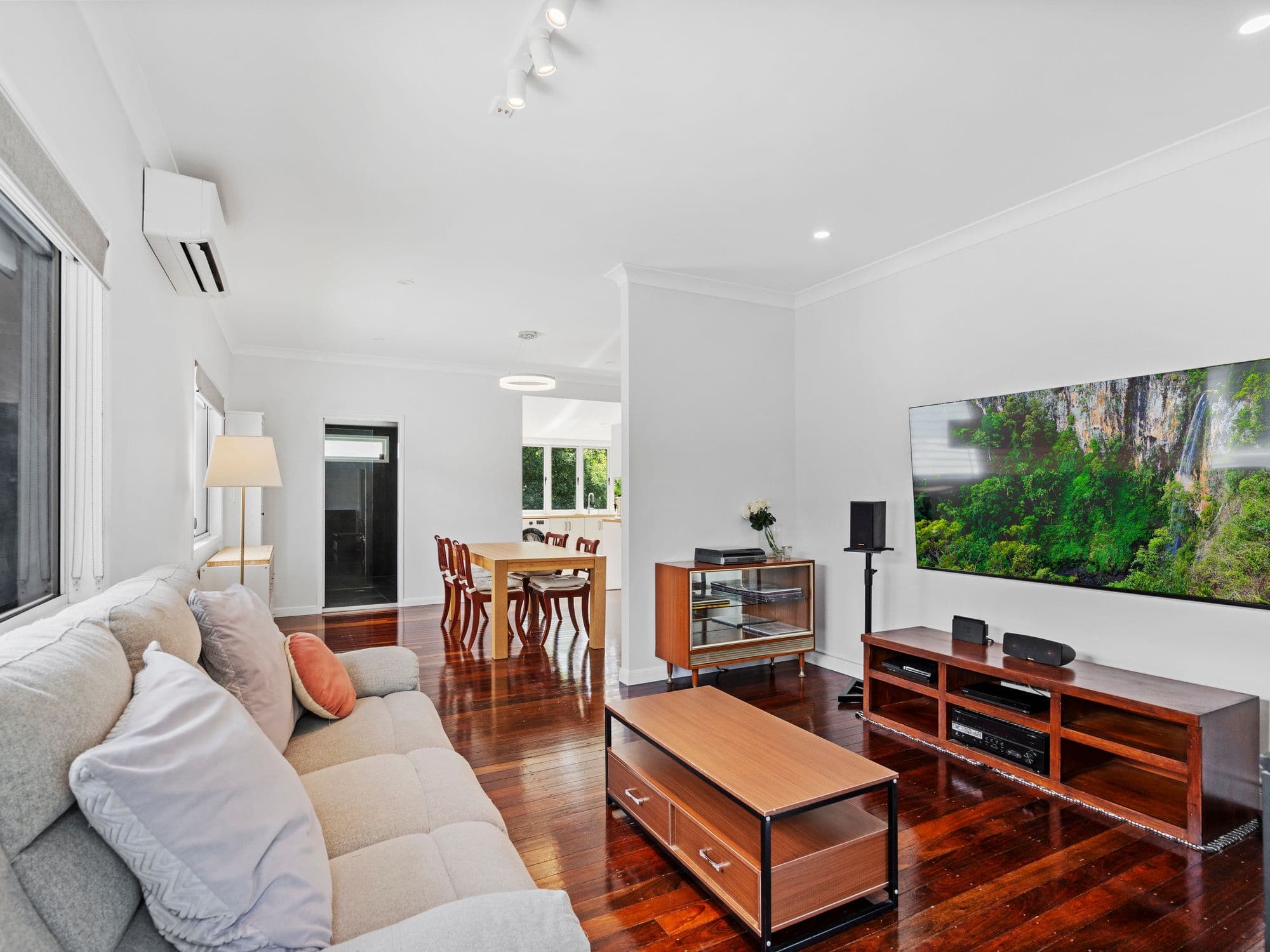 230 Robert Road, Lochinvar - Thumbnail 6