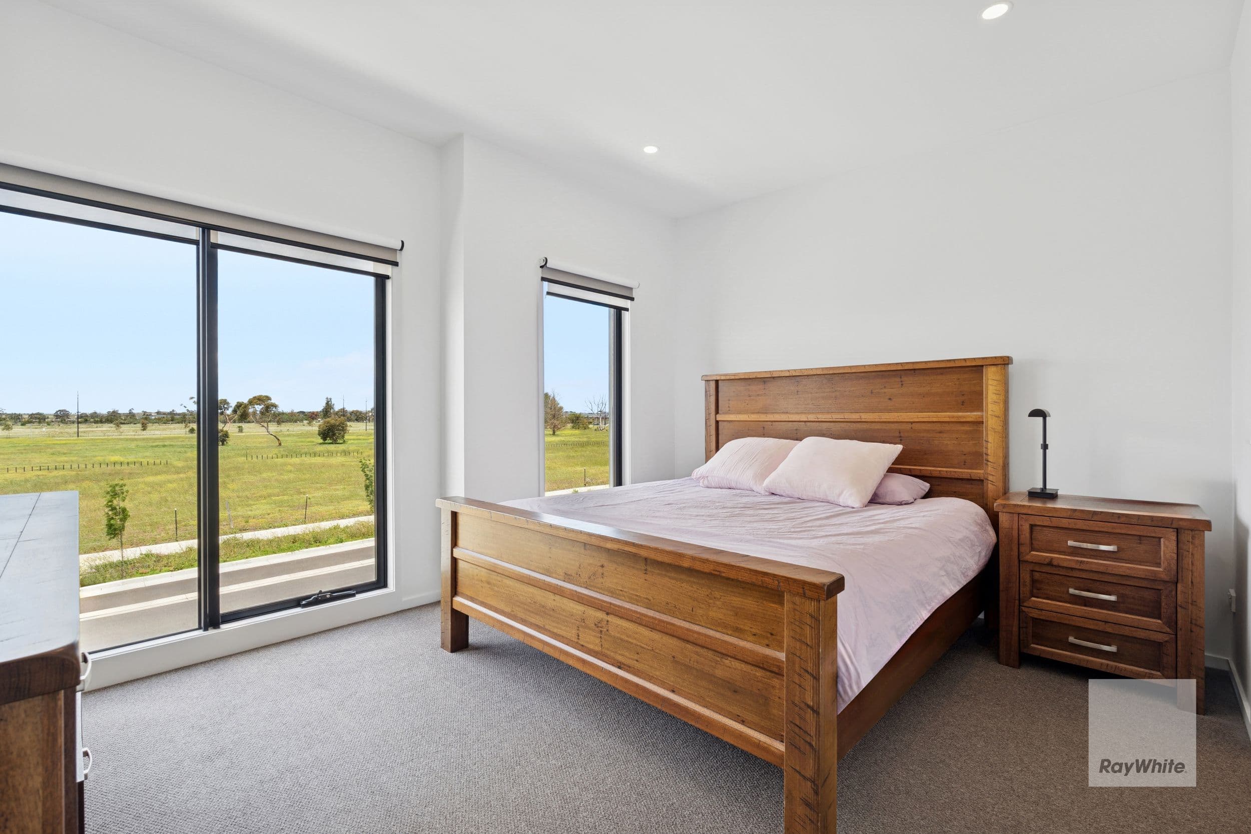 31 Emmanue Street, DEANSIDE VIC 3336, Deanside - Thumbnail 6
