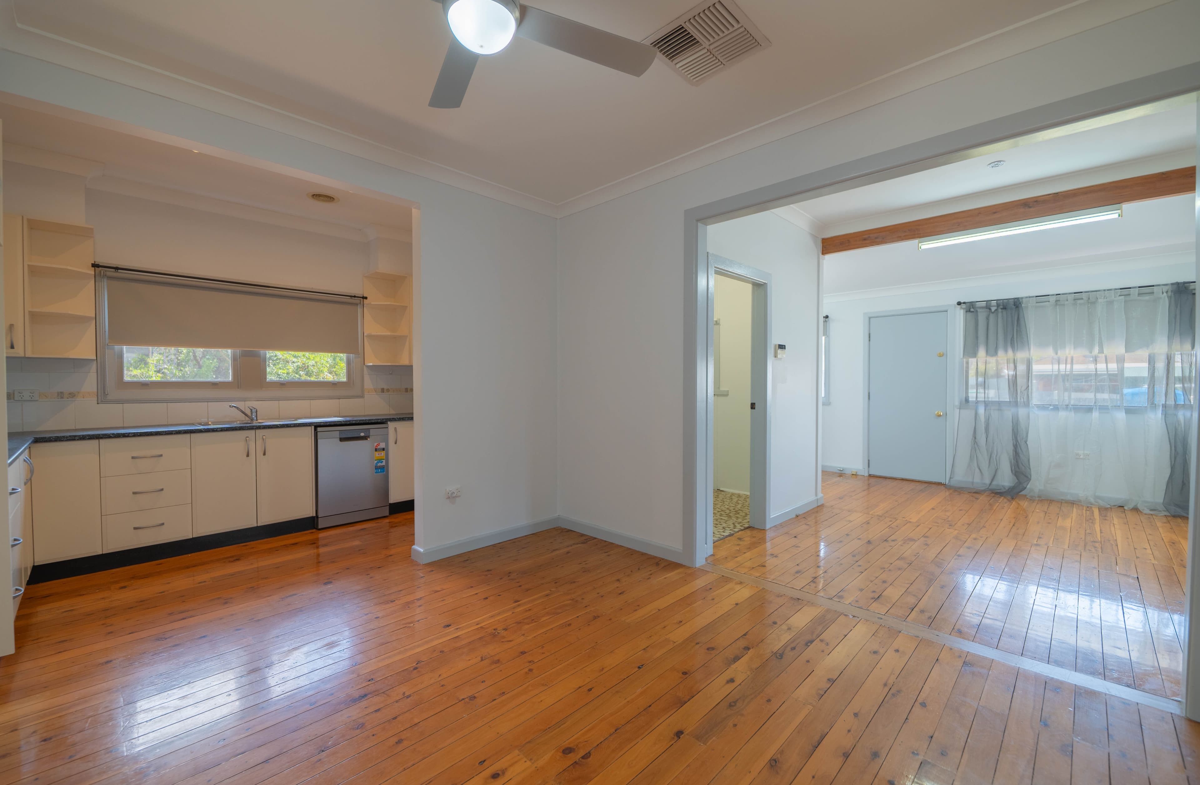 10 Carrington Street, Parkes NSW 2870, Parkes - Thumbnail 6