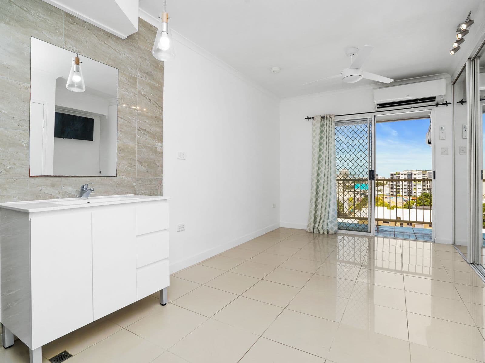 21 Cavenagh Street, Darwin City - Thumbnail 6
