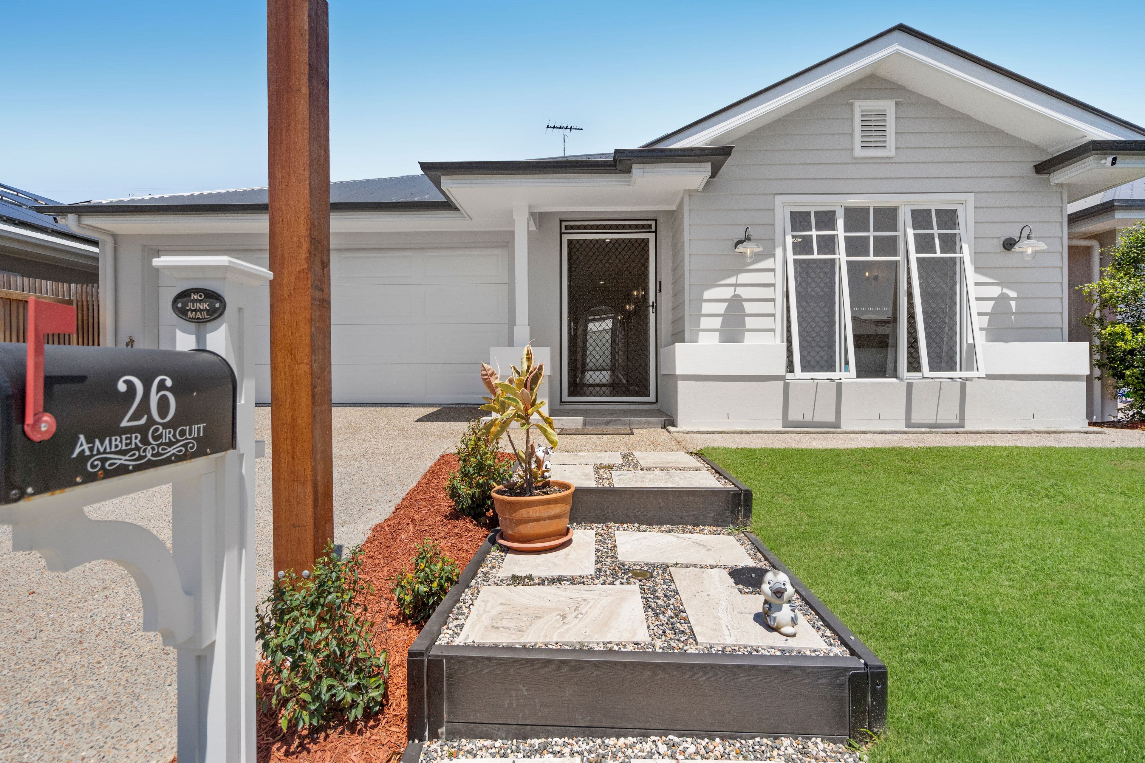 26 Amber Circuit, Greenbank QLD 4124, Greenbank - Thumbnail 2