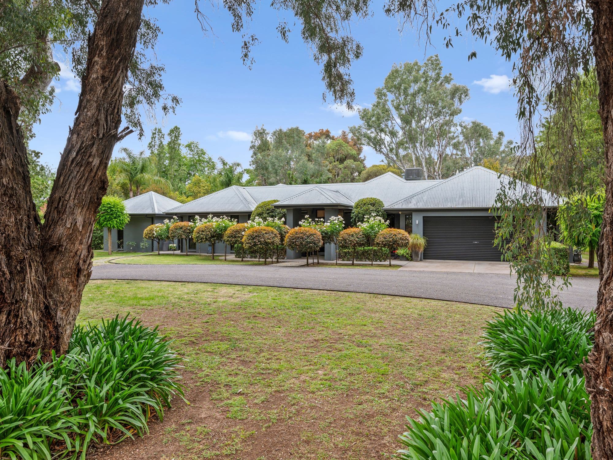 13 McConnan Street, Benalla VIC 3672, Benalla - Image 1