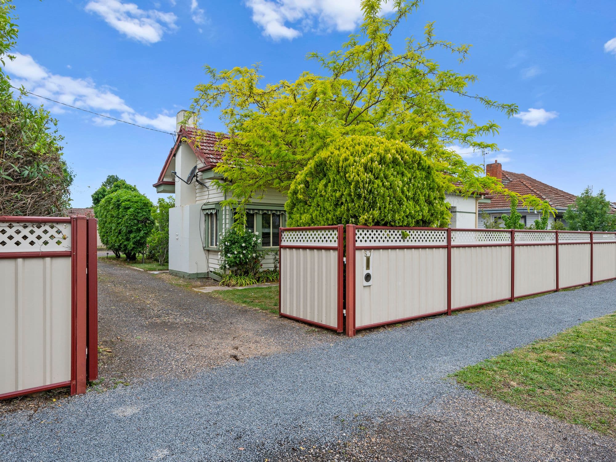 57 Thomas Street, Benalla VIC 3672, Benalla - Thumbnail 2