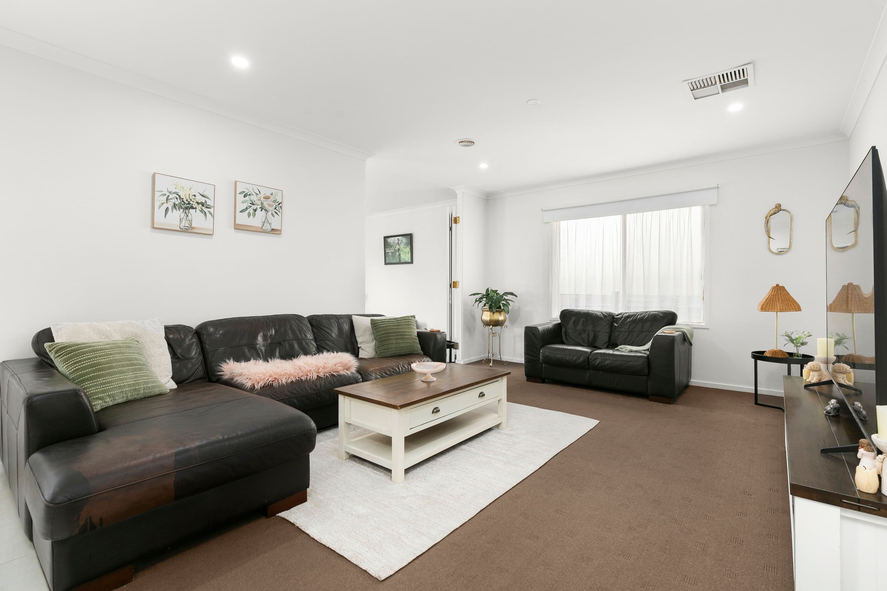 7 Castlehill Avenue, Greenvale VIC 3059, Greenvale - Thumbnail 4
