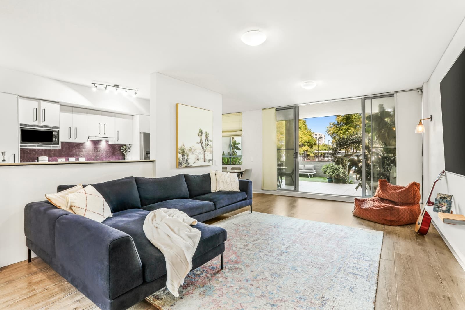 105/5 Stromboli Strait,Wentworth Point, Wentworth Point - Image 1