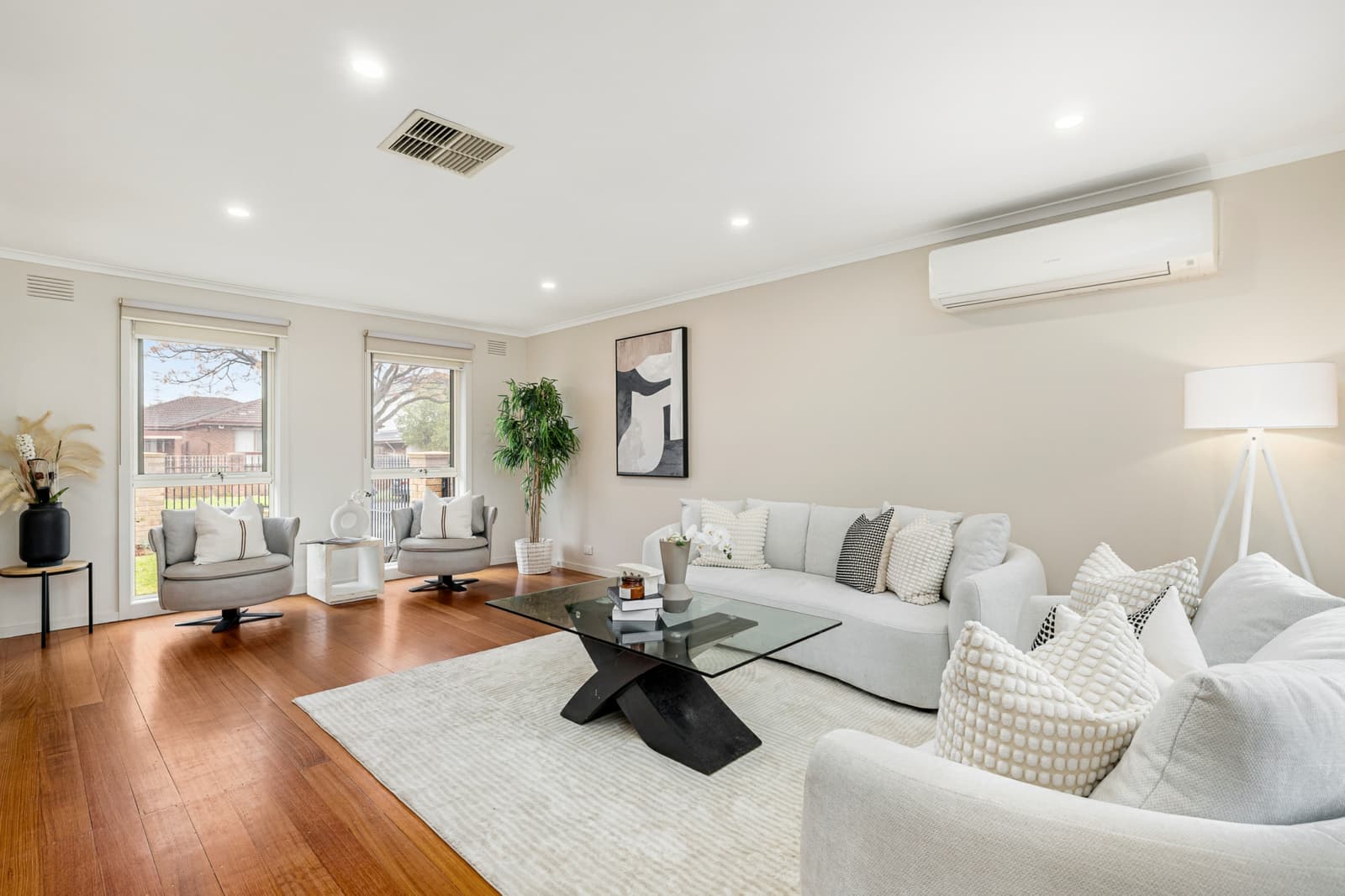 28 Bemboka Avenue,Clayton South, Clayton South - Thumbnail 2