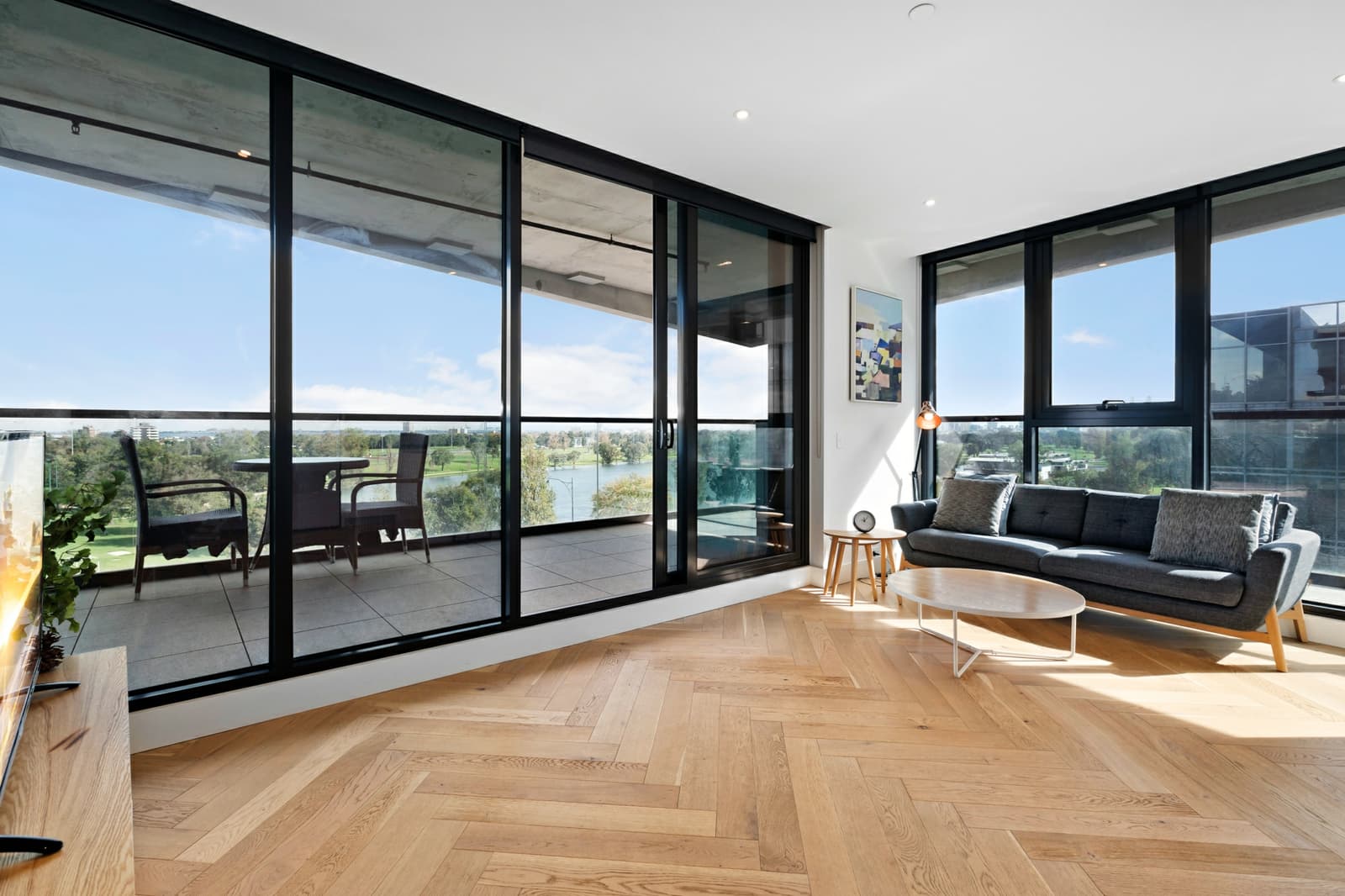 603/77 Queens Road,Melbourne, Melbourne - Thumbnail 3
