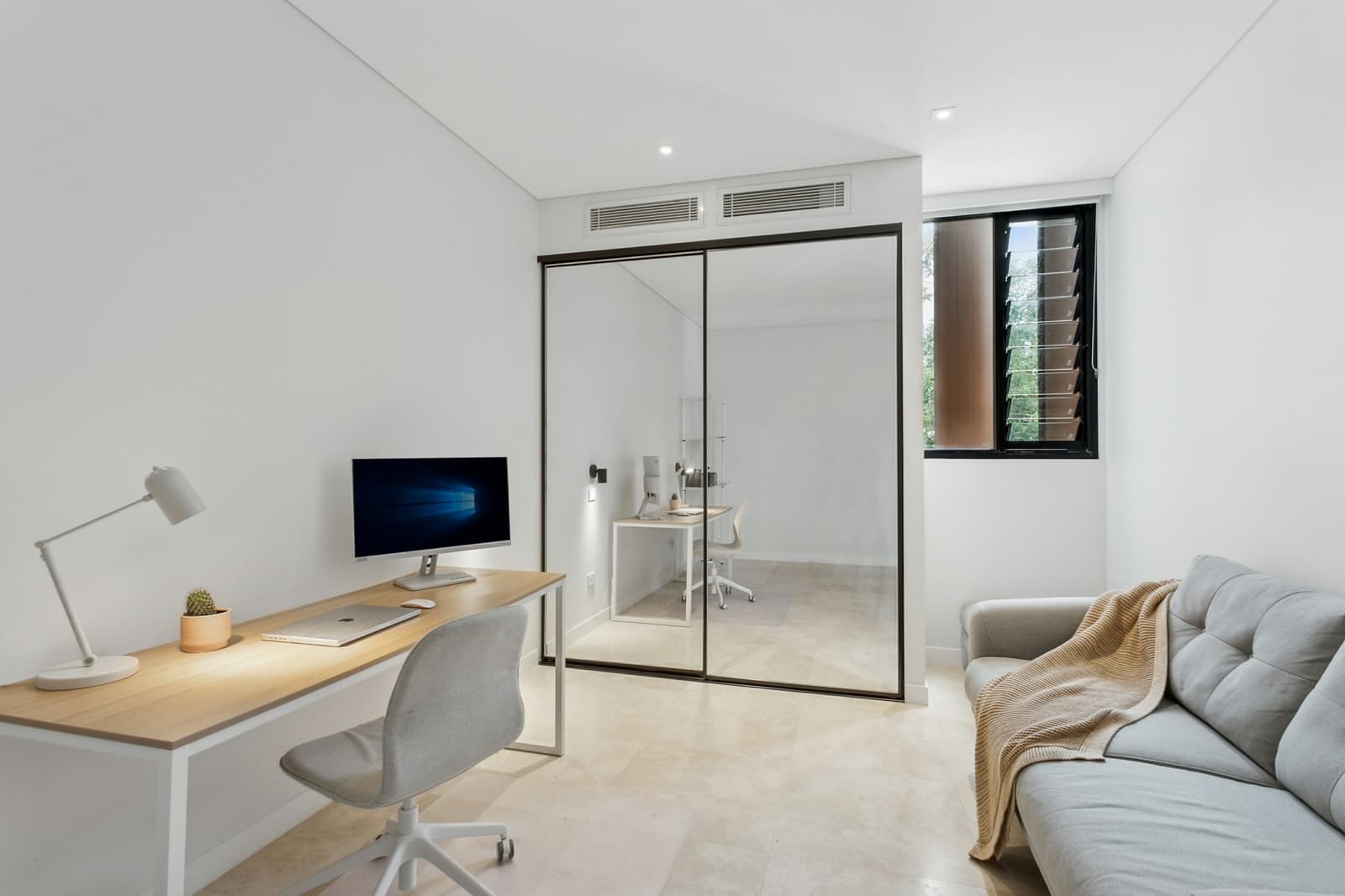 106/10 Pine Tree Lane,Terrigal, Terrigal - Thumbnail 6
