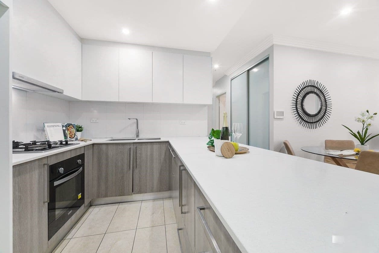 6-14 Park Road, Auburn - Thumbnail 5