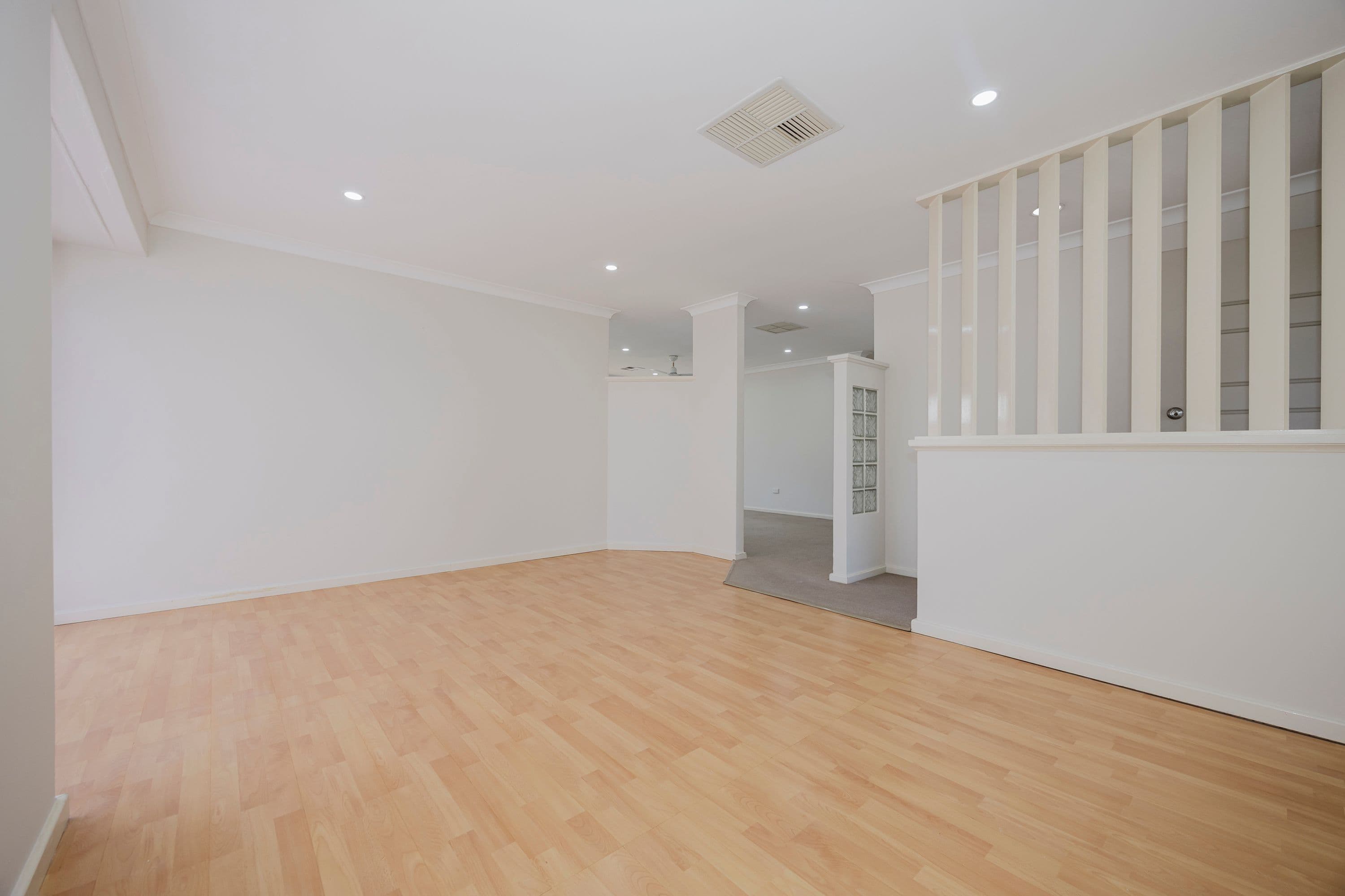 25 Meadowview Drive, Ballajura WA 6066, Ballajura - Thumbnail 4