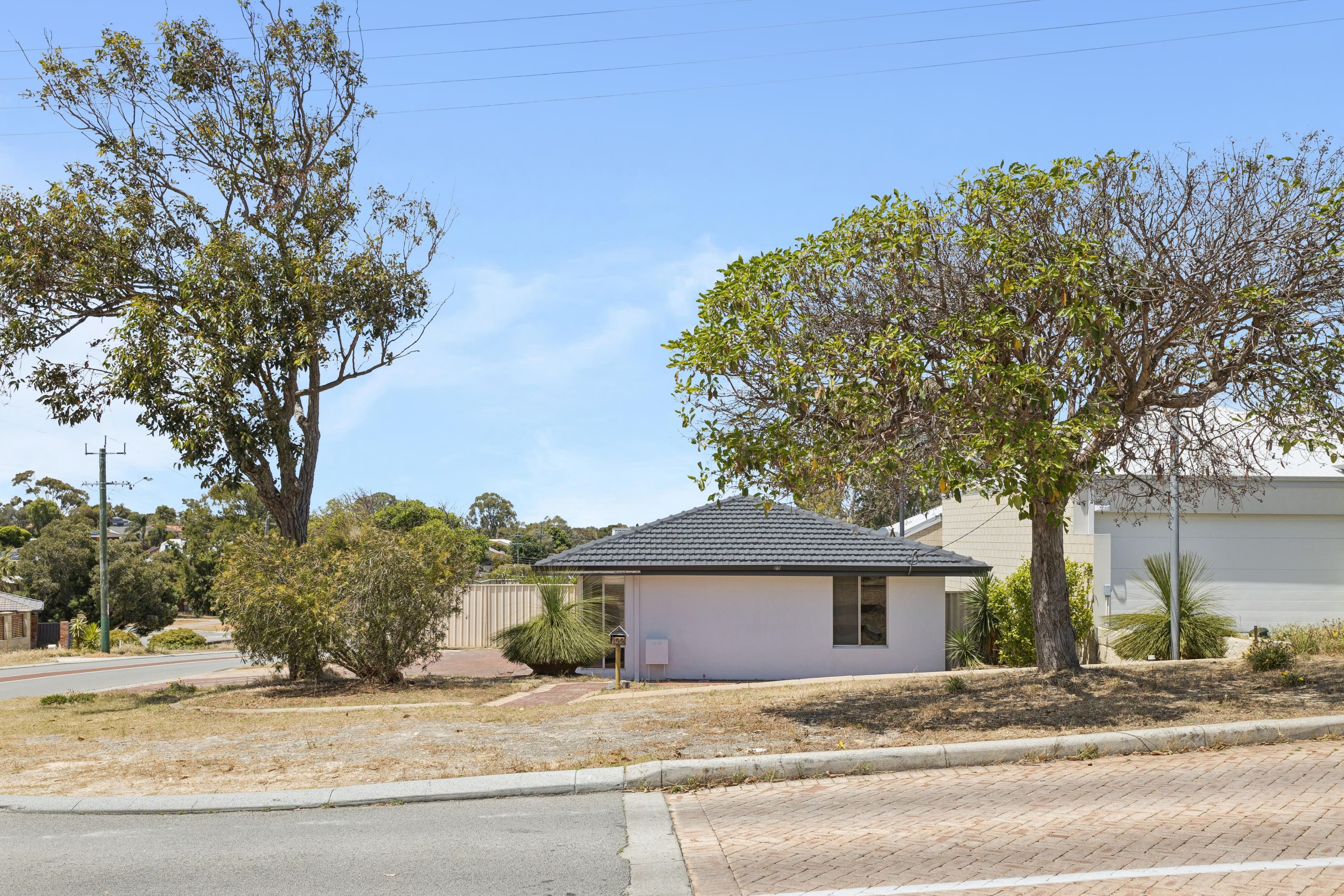 132 Clontarf Street, Sorrento WA 6020, Sorrento - Thumbnail 4