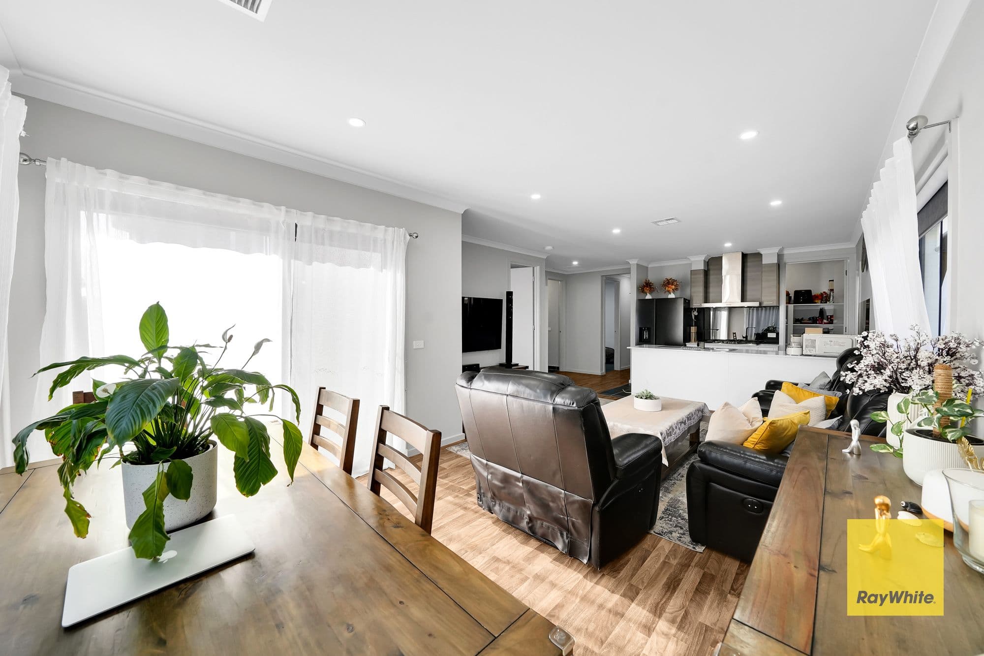 12 Stanhope Road, Tarneit VIC 3029, Tarneit - Thumbnail 5