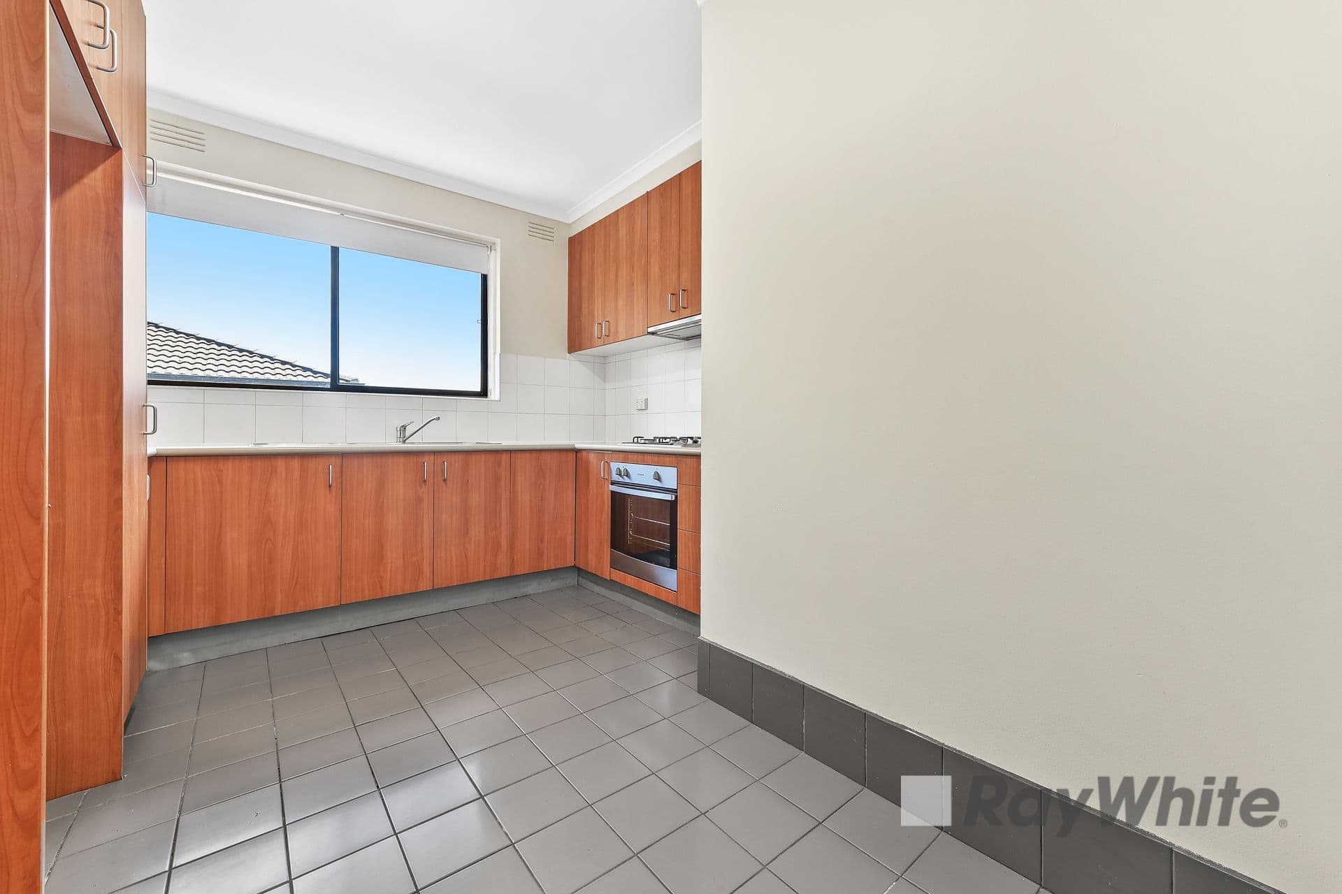 20 Close Avenue, Dandenong VIC 3175, Dandenong - Thumbnail 3
