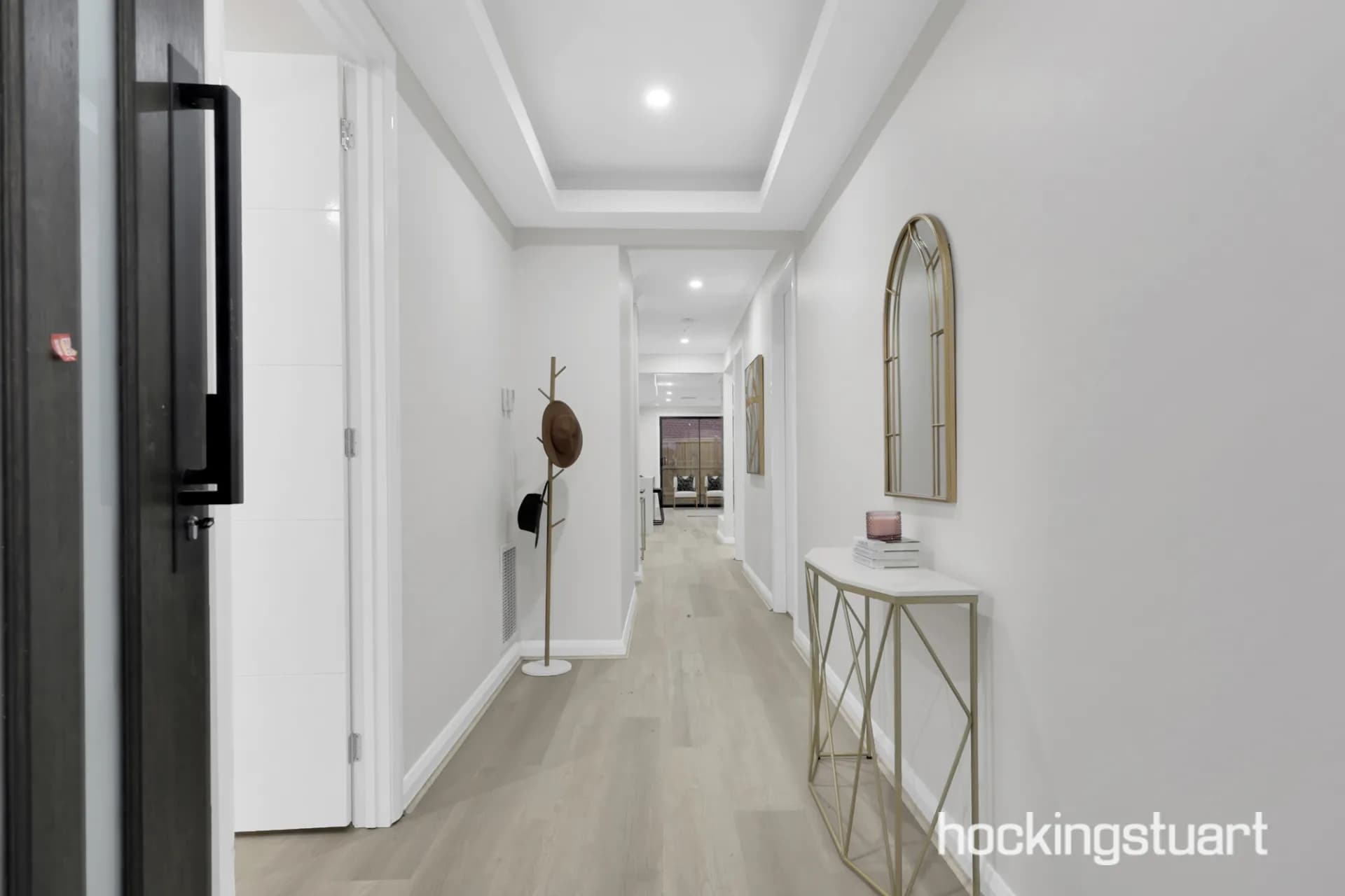 17 Caladoc Road, Wollert - Thumbnail 2
