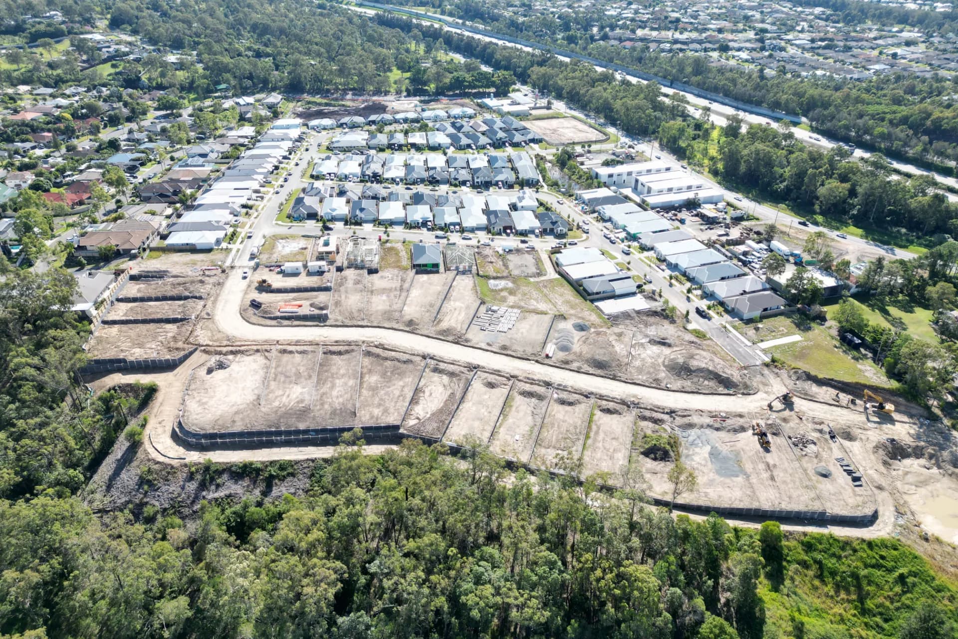 Mccreadie Road, Ormeau Hills - Thumbnail 3