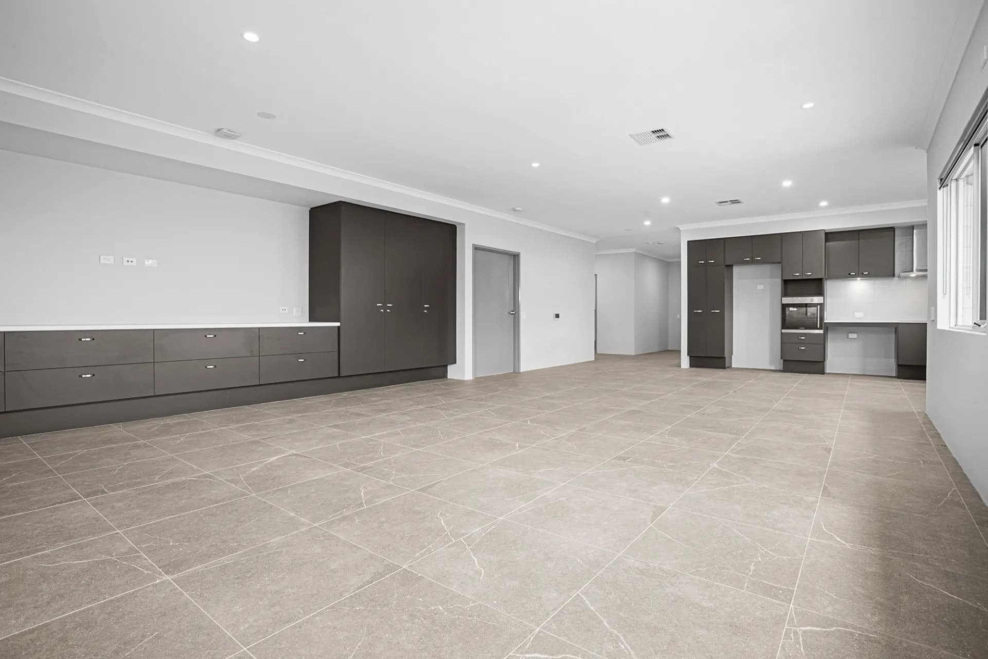 6 Swiftshire Road, Madora Bay, WA, Madora Bay - Thumbnail 7