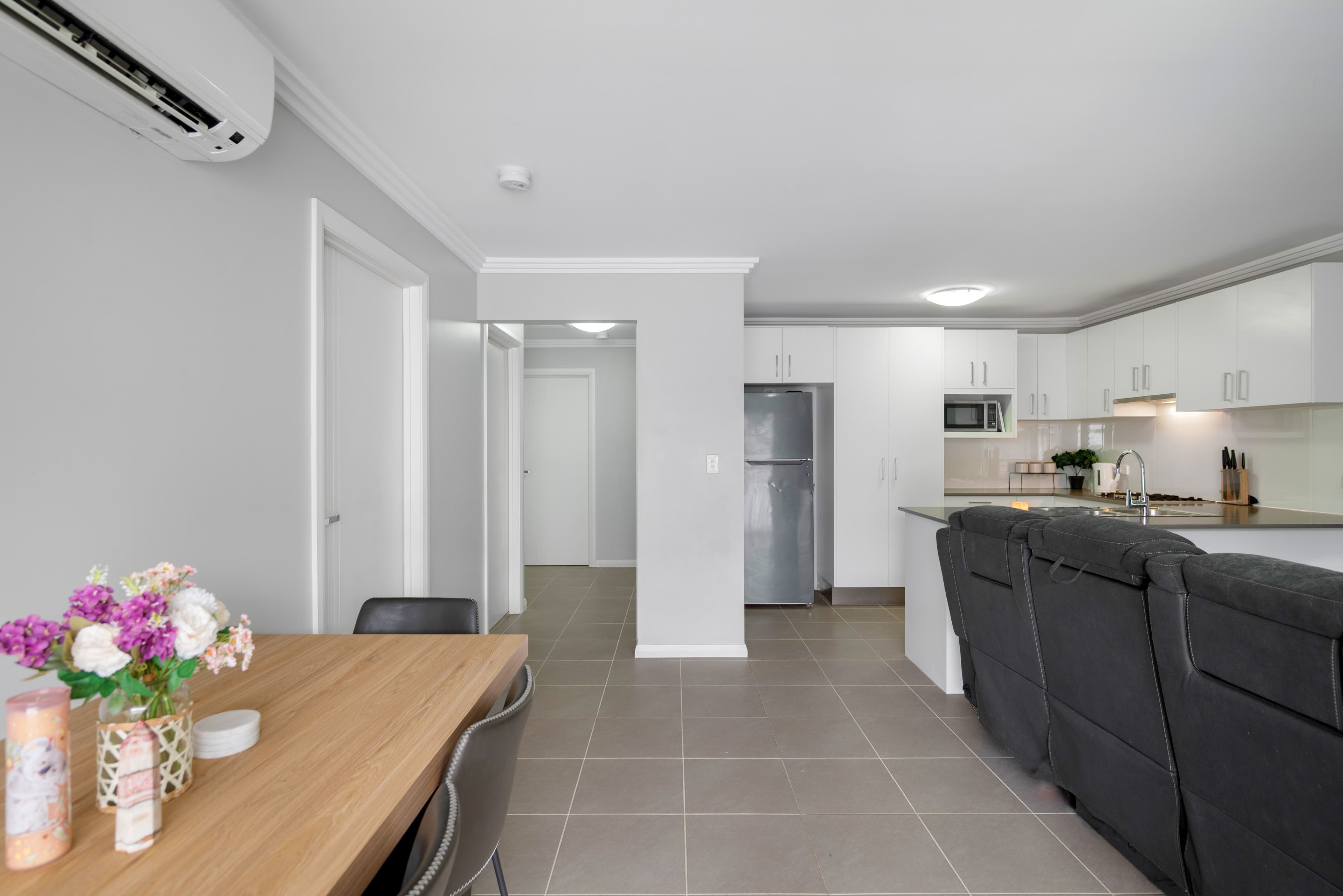 8/20 Lorimer Crescent, Elderslie NSW 2570, Elderslie - Thumbnail 2