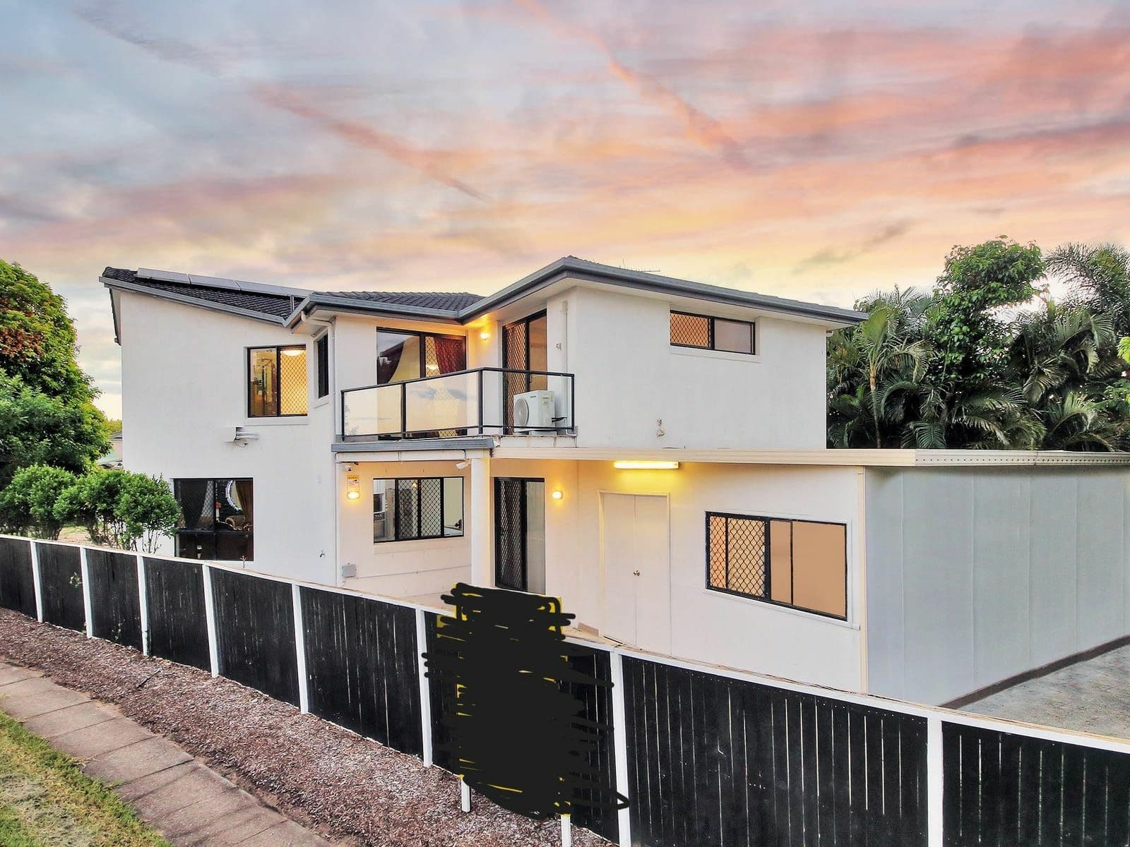 202 Lancaster Circuit,Stretton, Stretton - Thumbnail 3