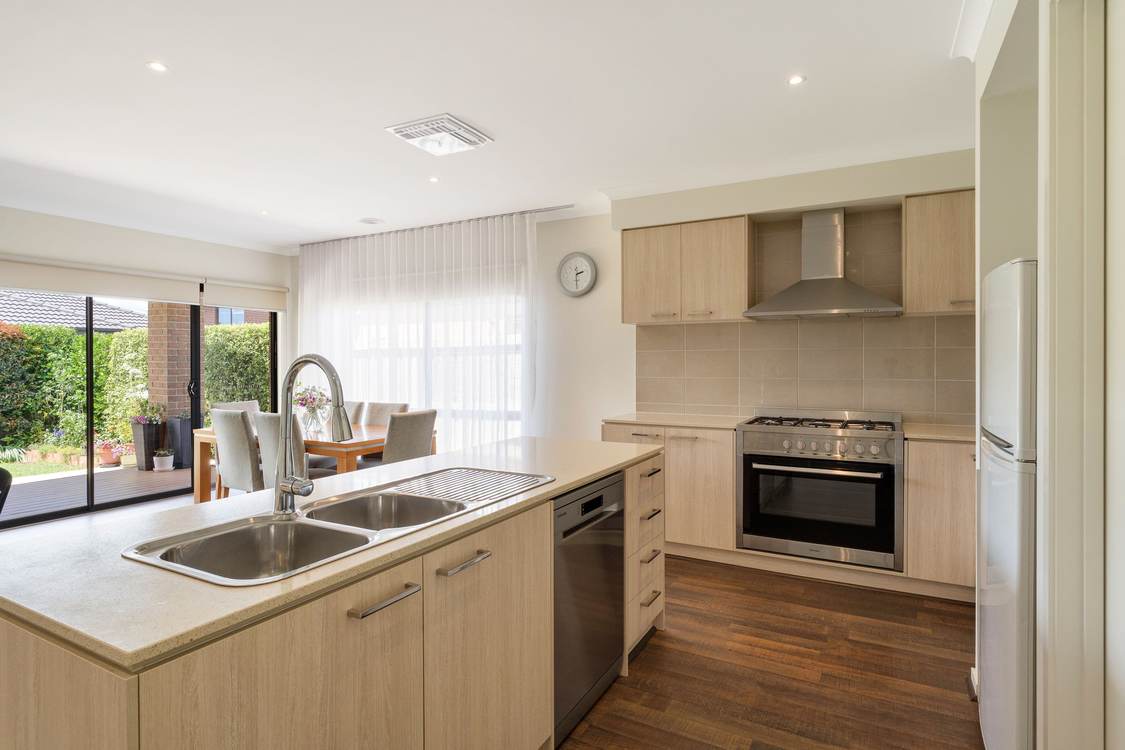 17 Degraves Street, Mickleham VIC 3064, Mickleham - Thumbnail 4