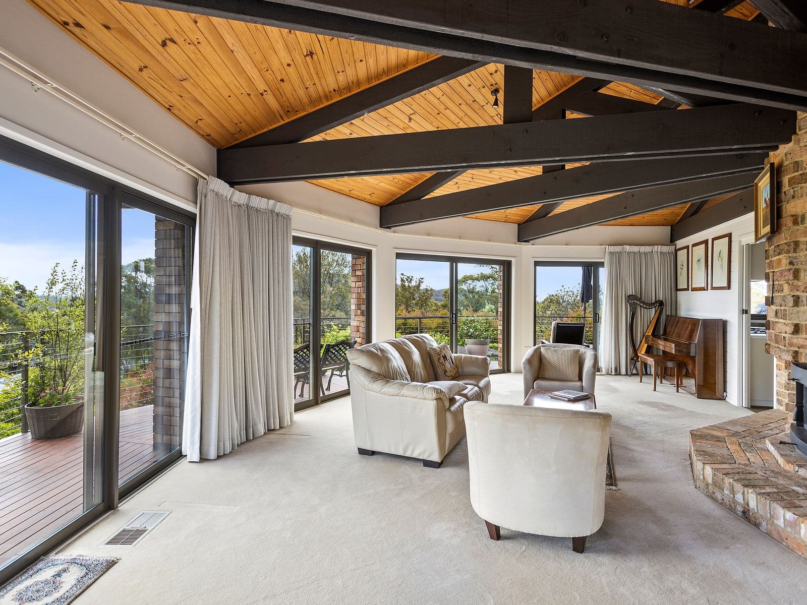 56 Oxley Drive, Mittagong - Thumbnail 2