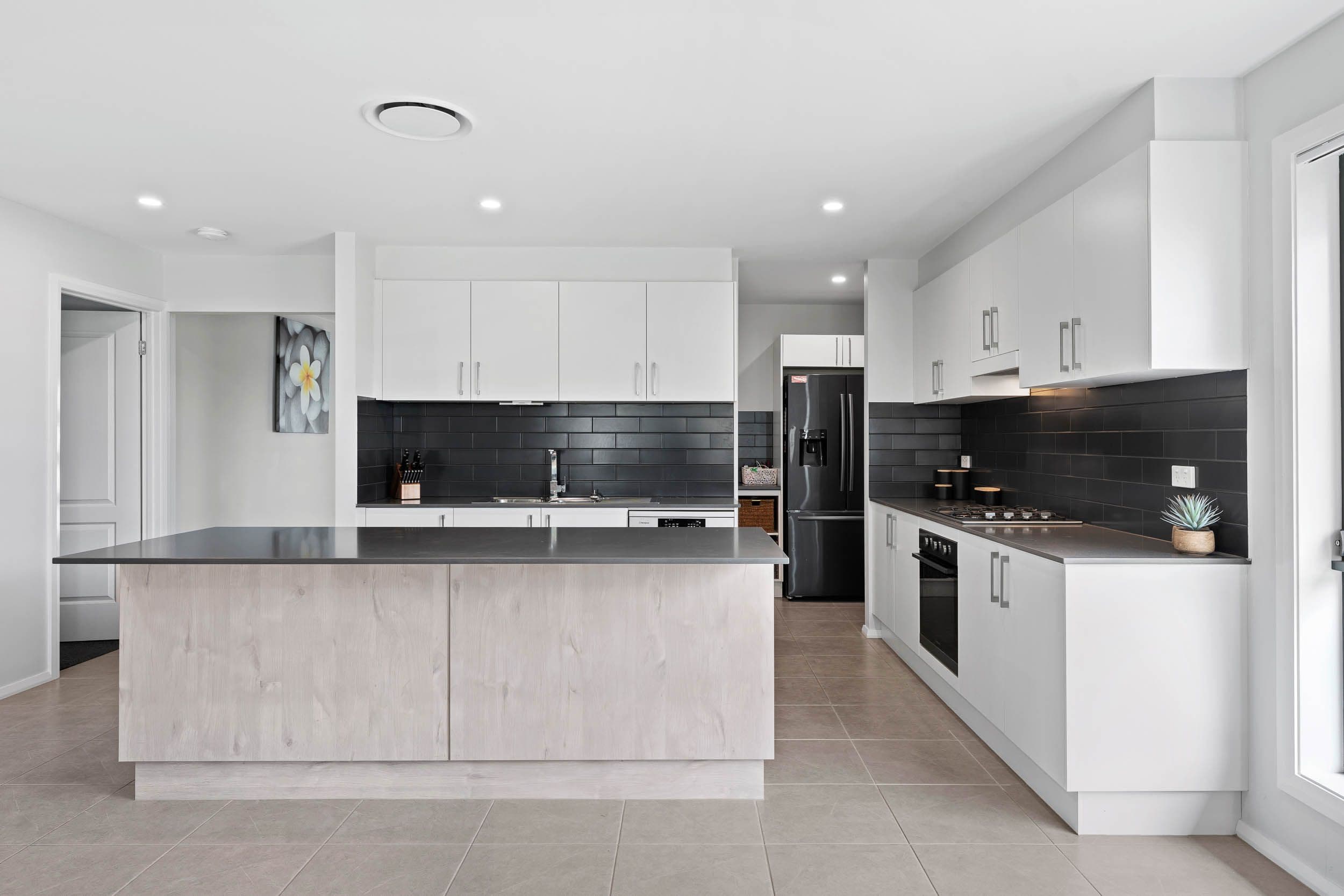 14 Roebuck Street, Goulburn NSW 2580, Goulburn - Thumbnail 2