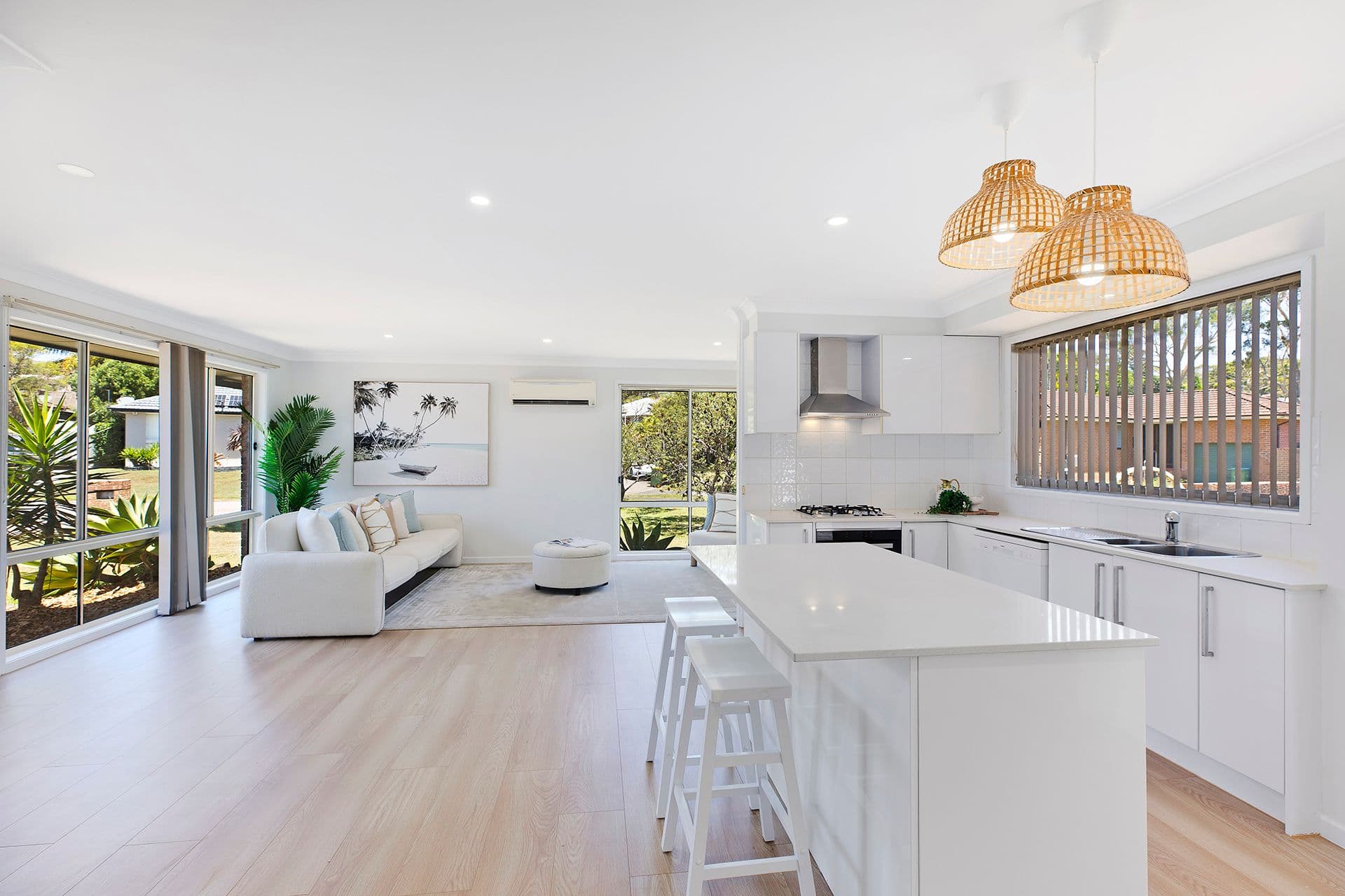 15 Banks Close, Bateau Bay NSW 2261, Bateau Bay - Image 1