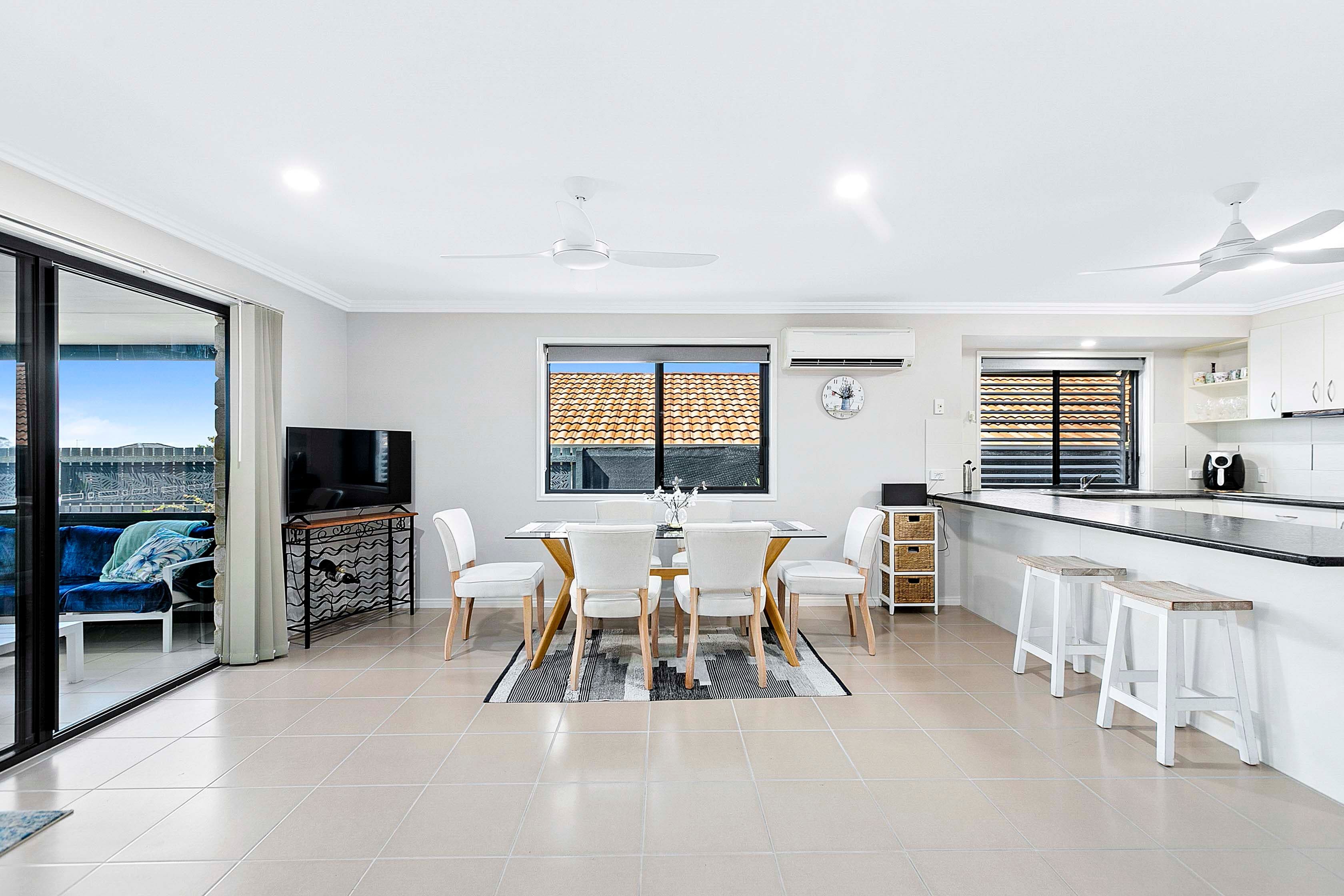17 Picadilly Circuit, Urraween QLD 4655, Urraween - Thumbnail 6