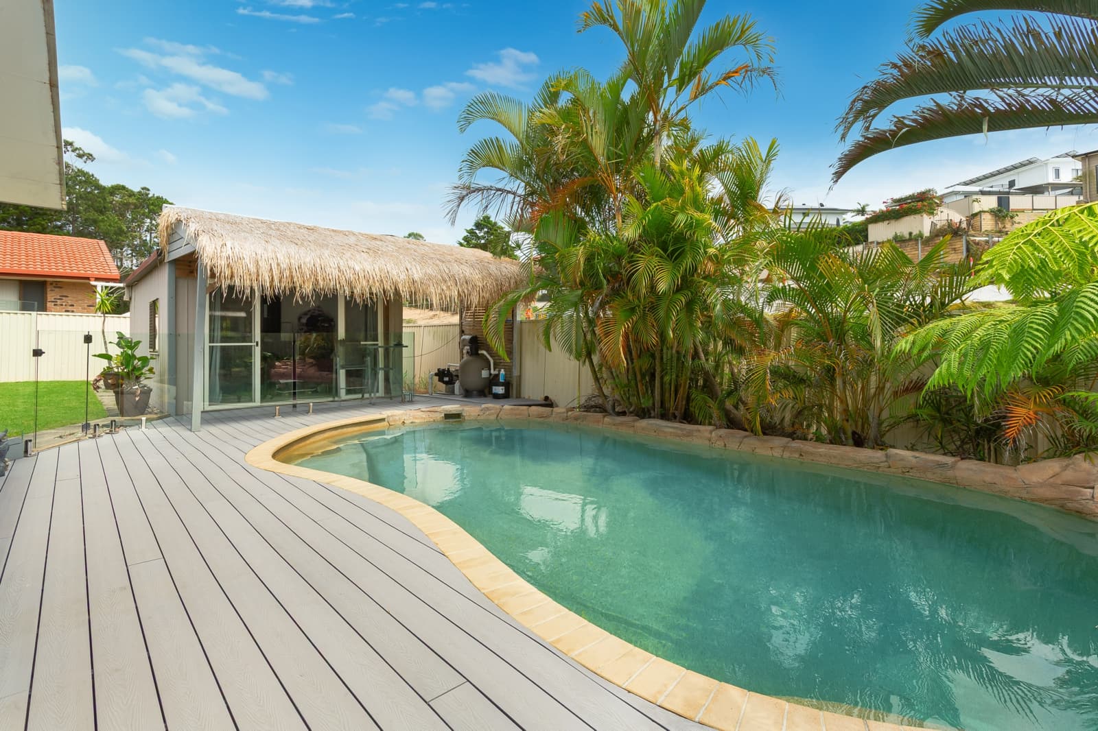 176 K P Mcgrath Drive,Elanora, Elanora - Thumbnail 2