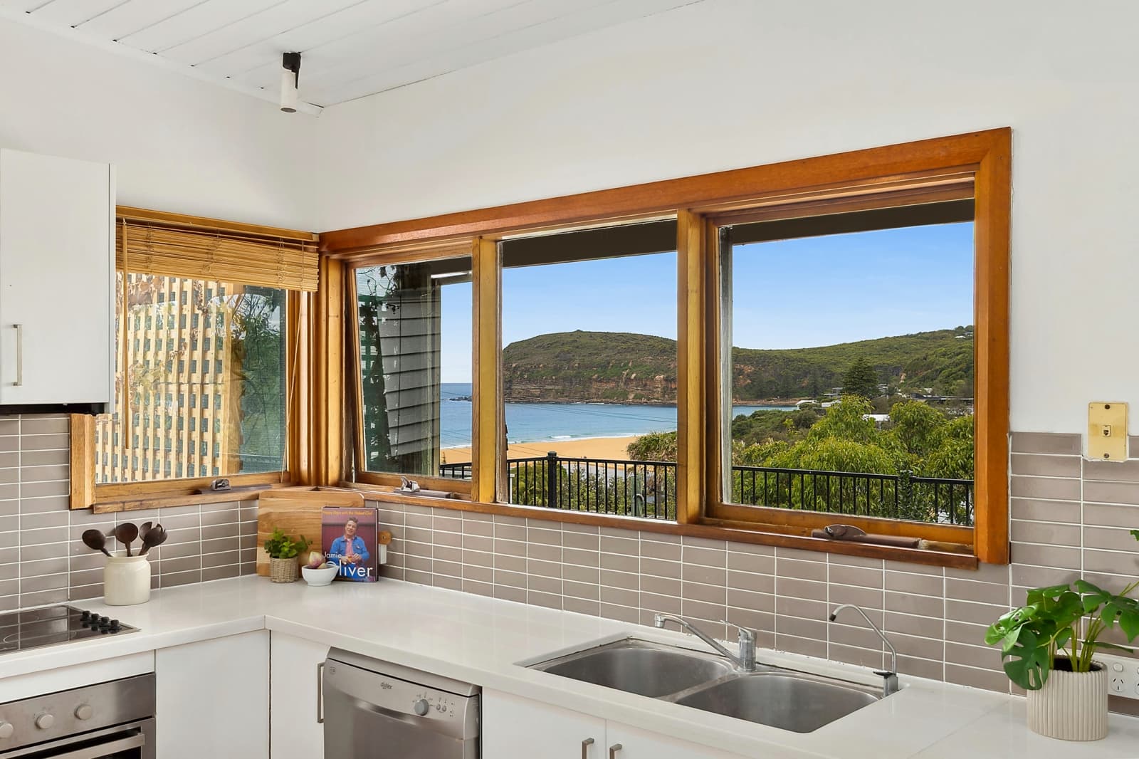 131 Copacabana Drive,Copacabana, Copacabana - Thumbnail 4