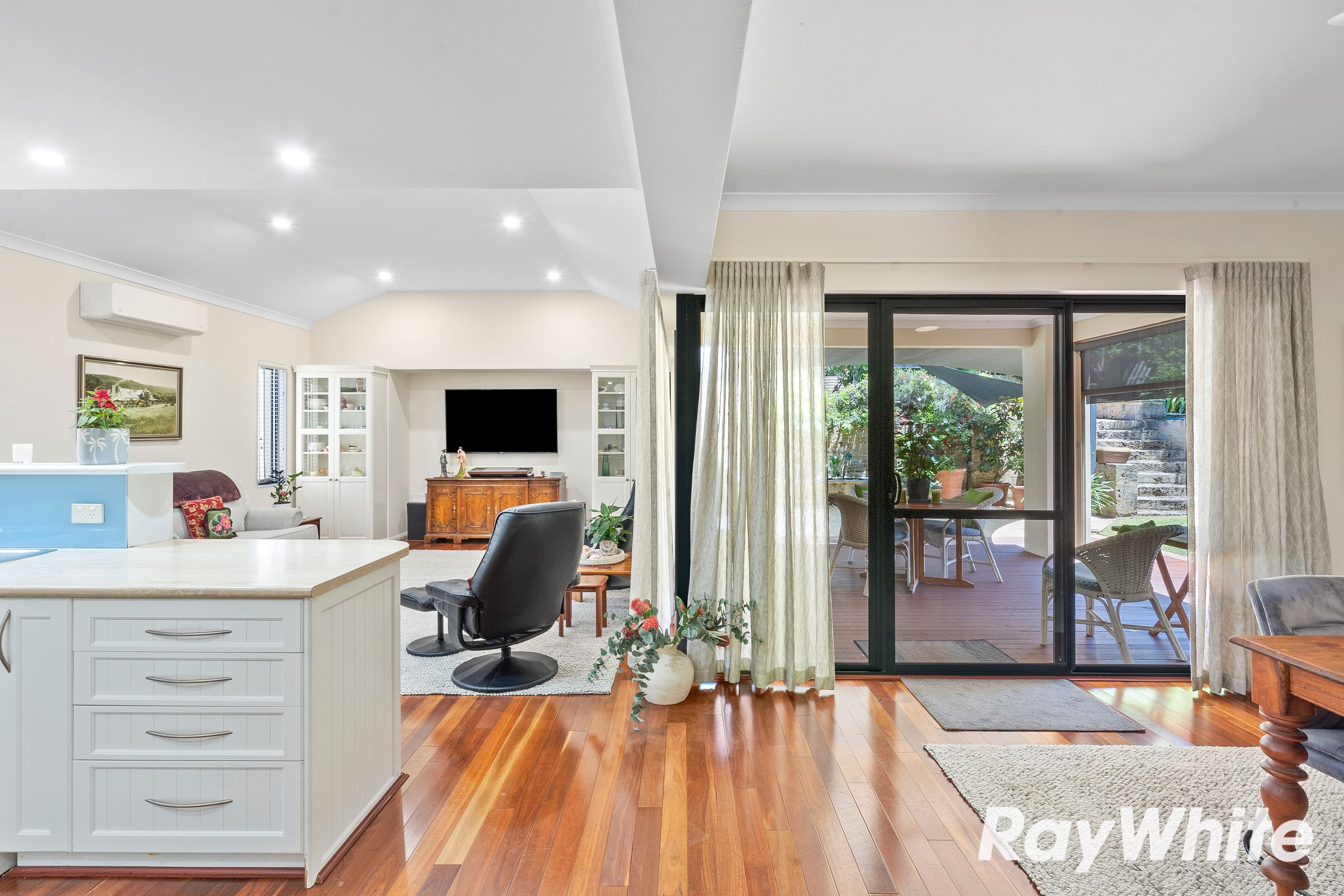 96 Mclarty Road, Halls Head WA 6210, Halls Head - Thumbnail 8