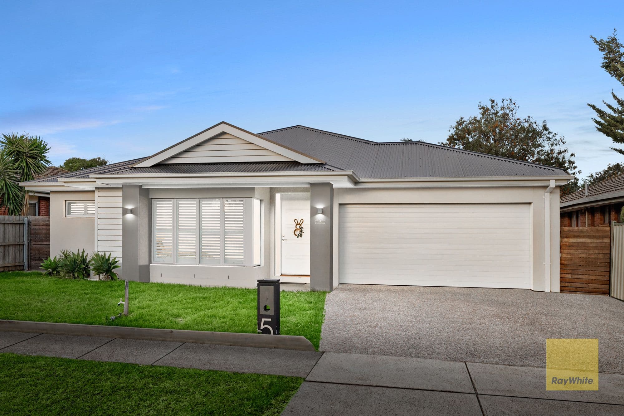 5 Harris Avenue, Hoppers Crossing VIC 3029, Hoppers Crossing - Thumbnail 2