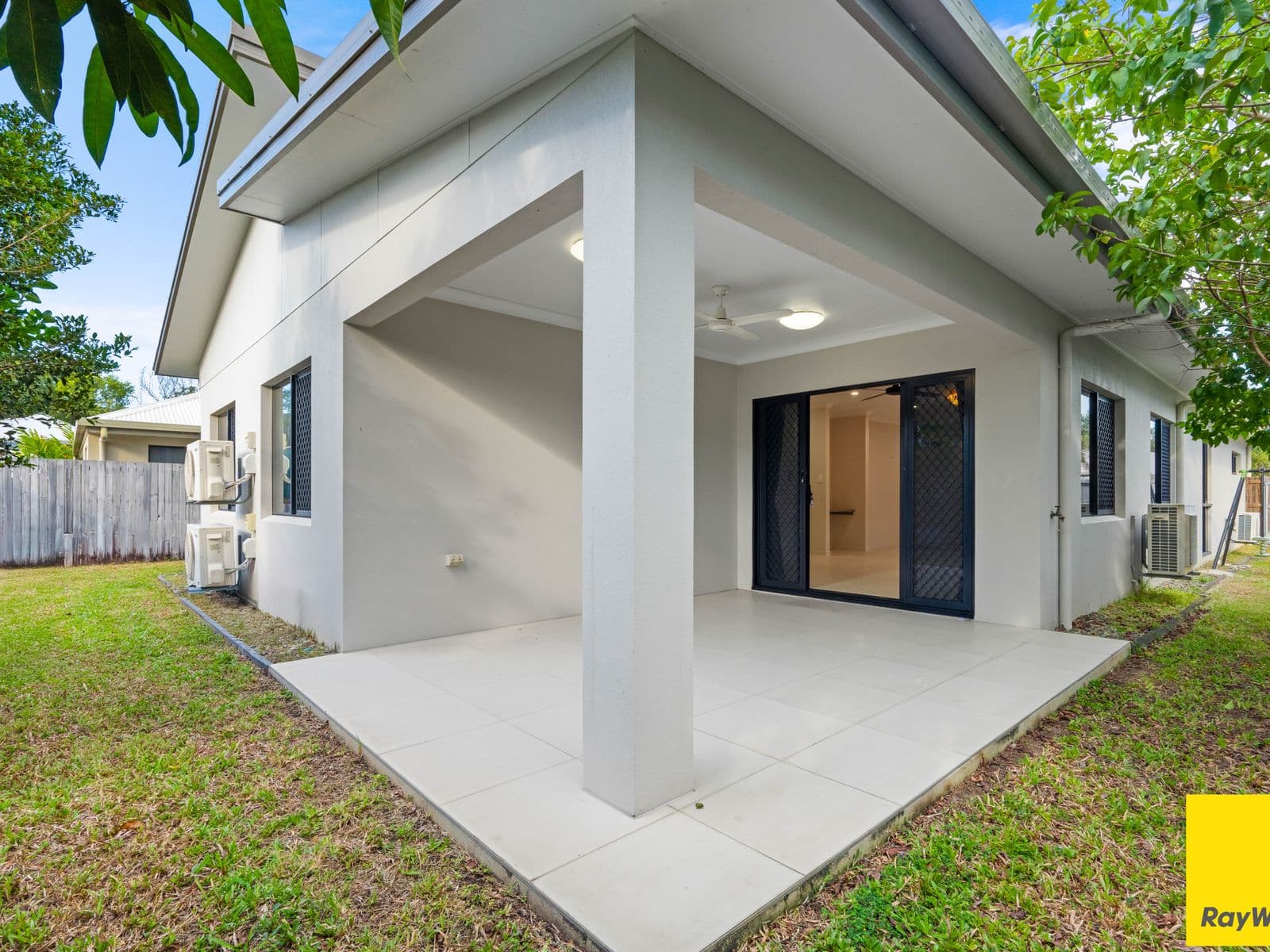 15 Byerstown LInk, Trinity Park - Thumbnail 2