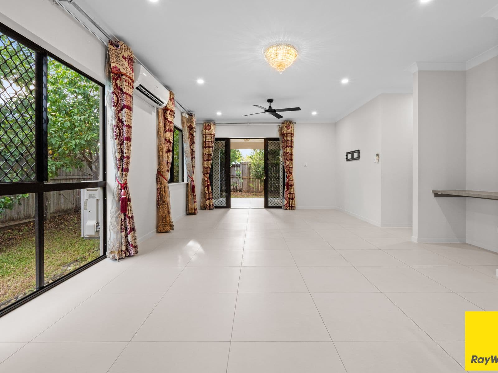 15 Byerstown LInk, Trinity Park - Thumbnail 5