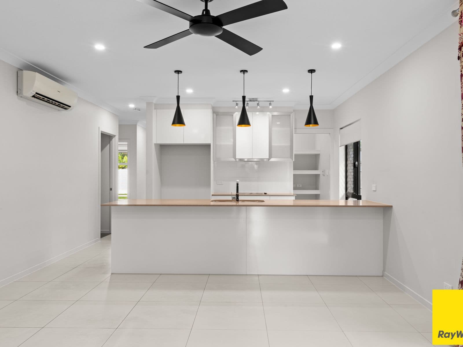 15 Byerstown LInk, Trinity Park - Thumbnail 6