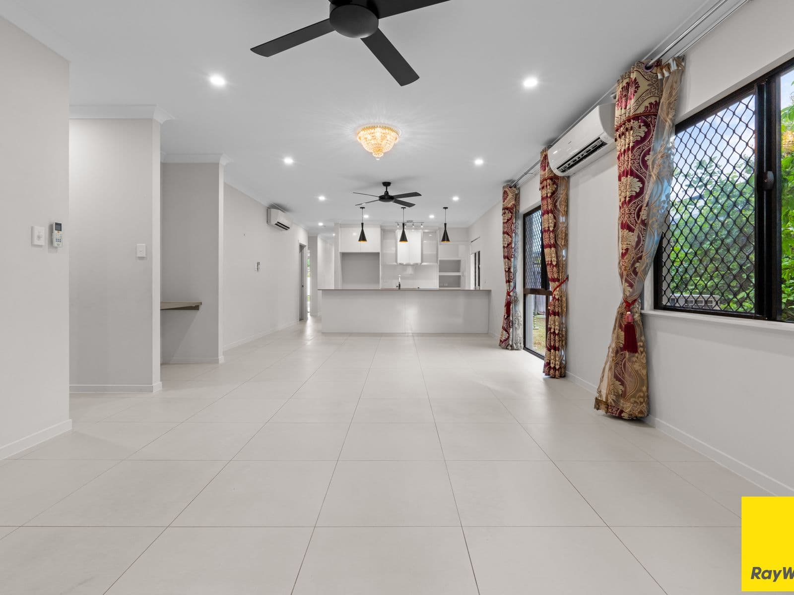 15 Byerstown LInk, Trinity Park - Thumbnail 7