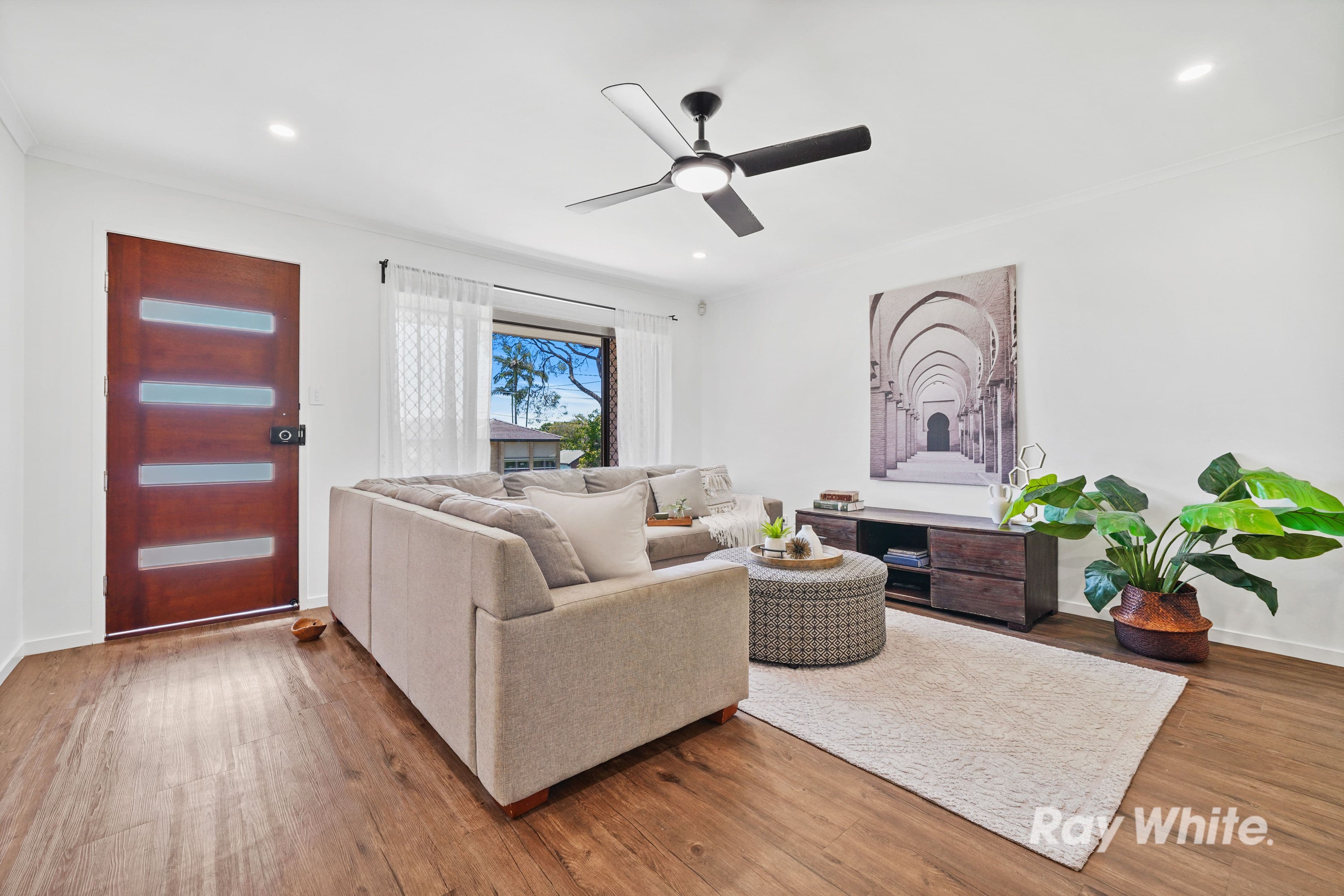 15 Bradley Street, Springwood QLD 4127, Springwood - Thumbnail 4