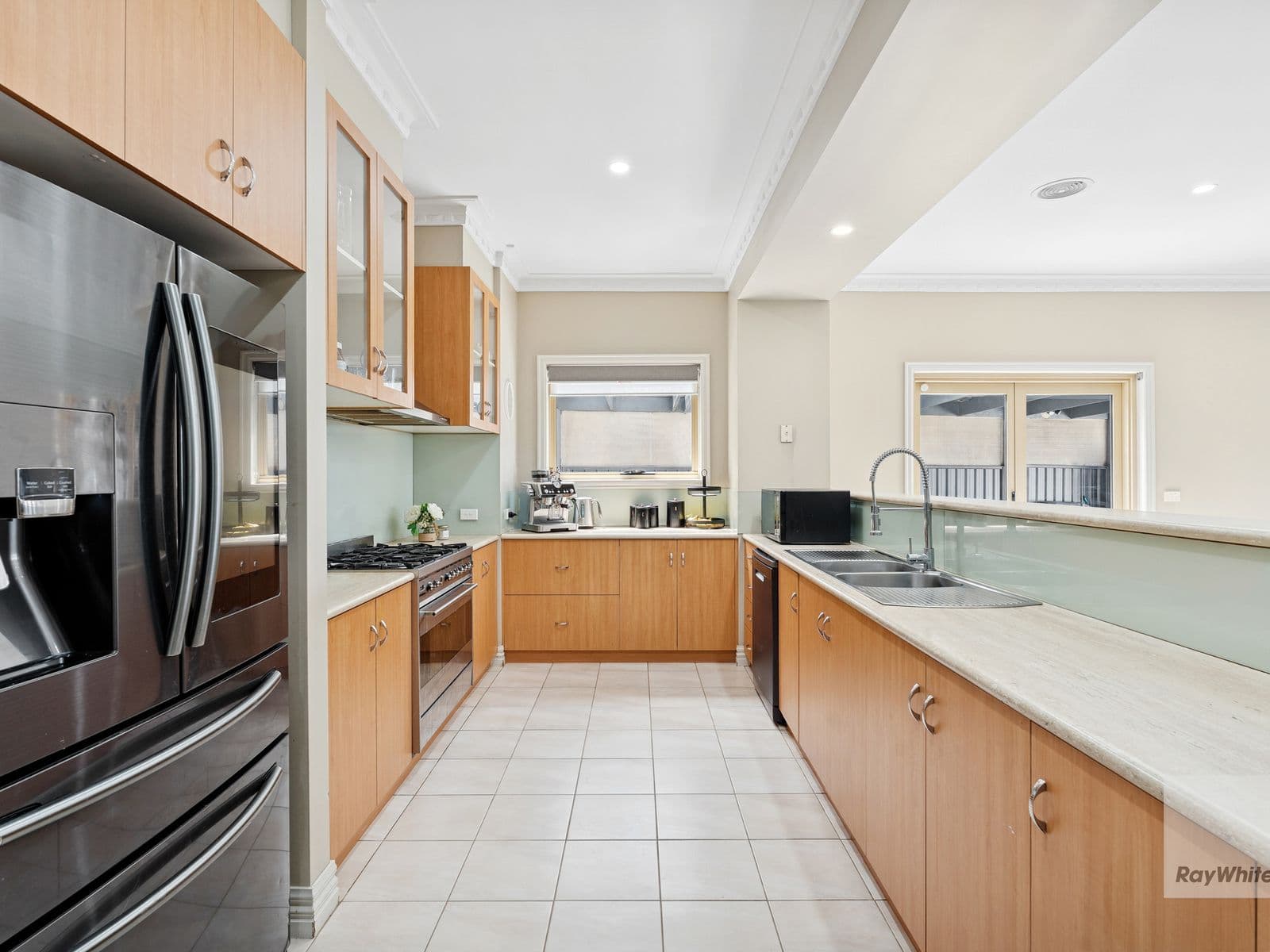 11 Abelia Court, Hillside - Thumbnail 5