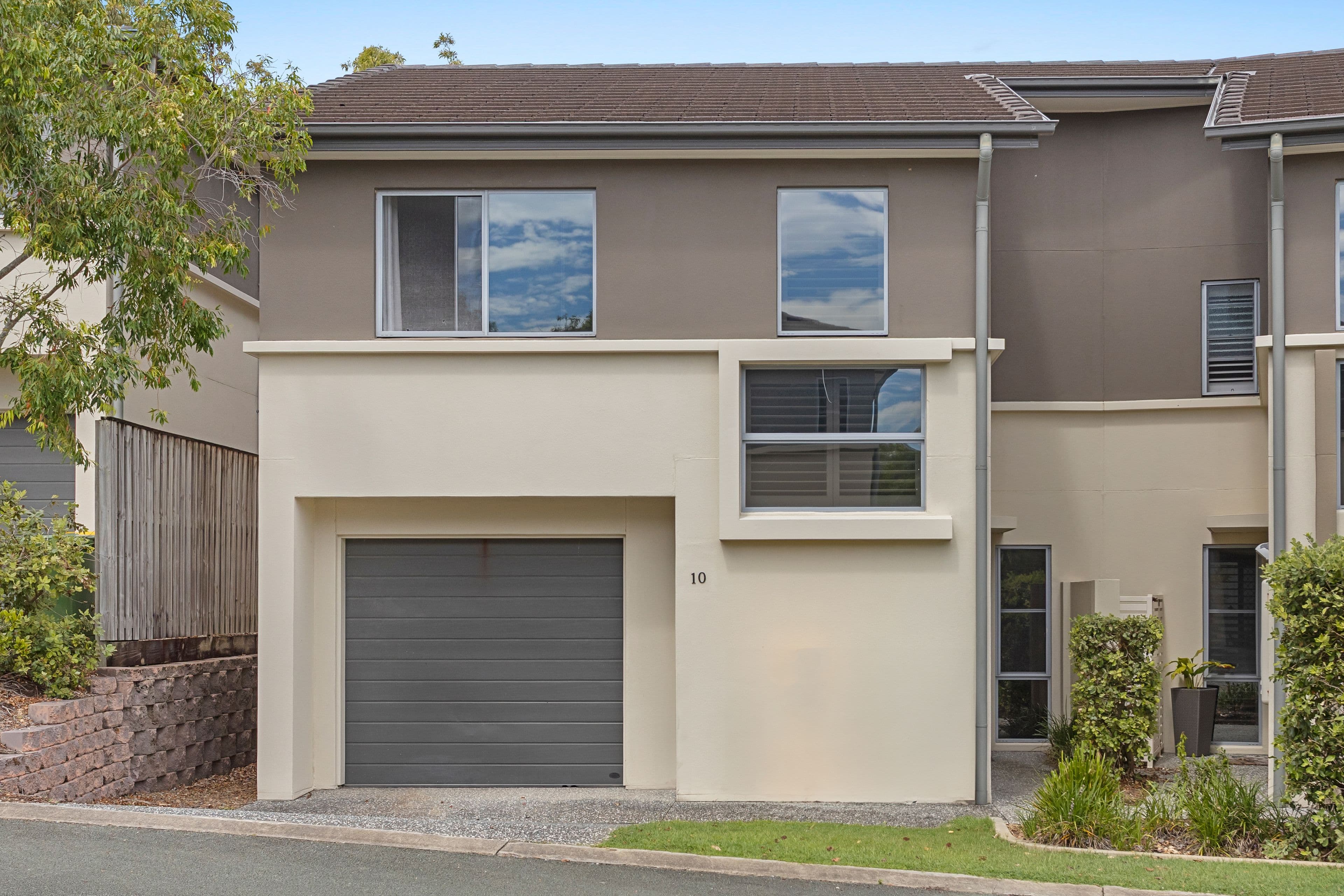 1 Belongil Street, Pacific Pines QLD 4211, Pacific Pines - Thumbnail 2